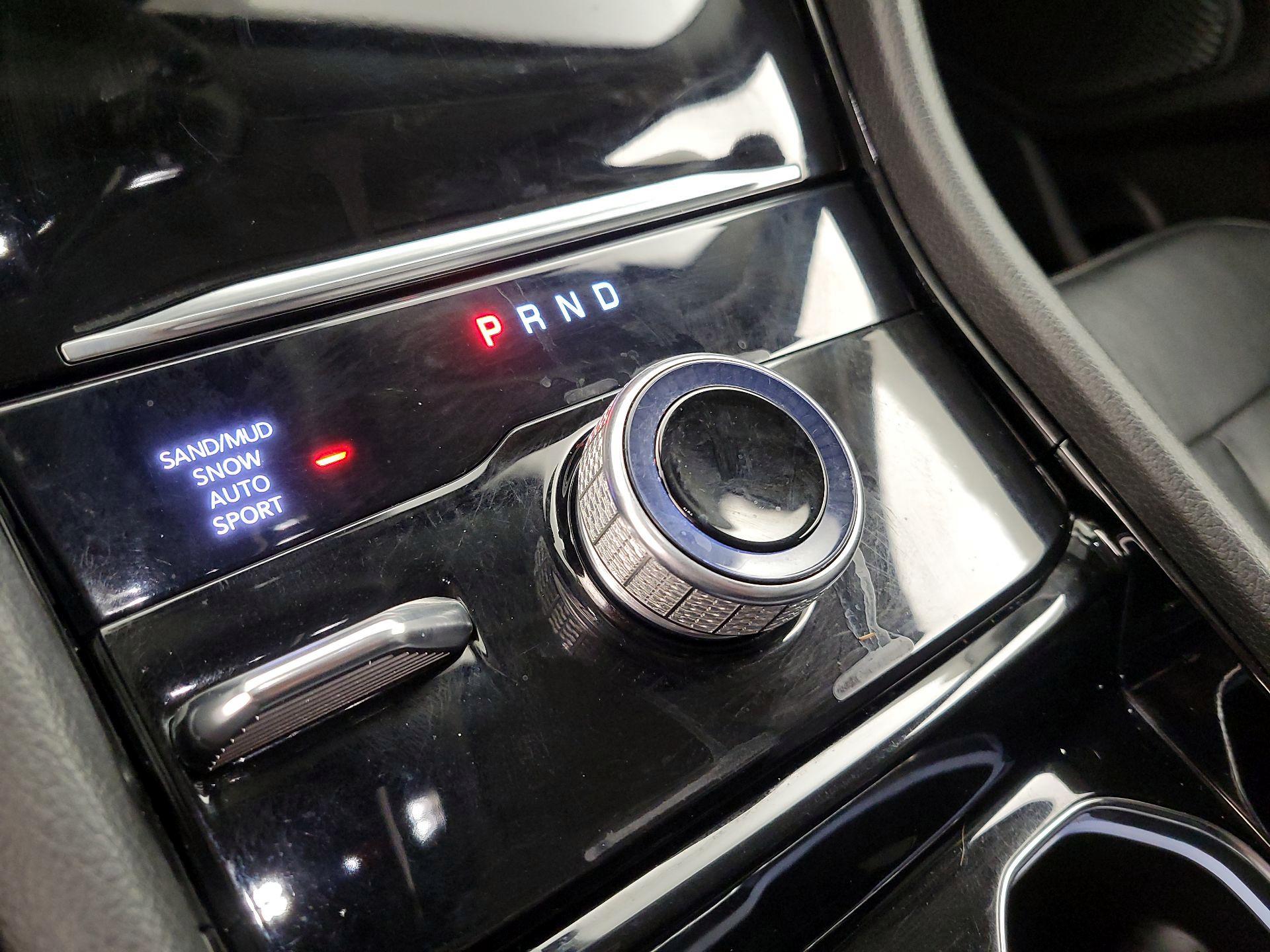 Thumbnail: 2023 Jeep Grand Cherokee - 18