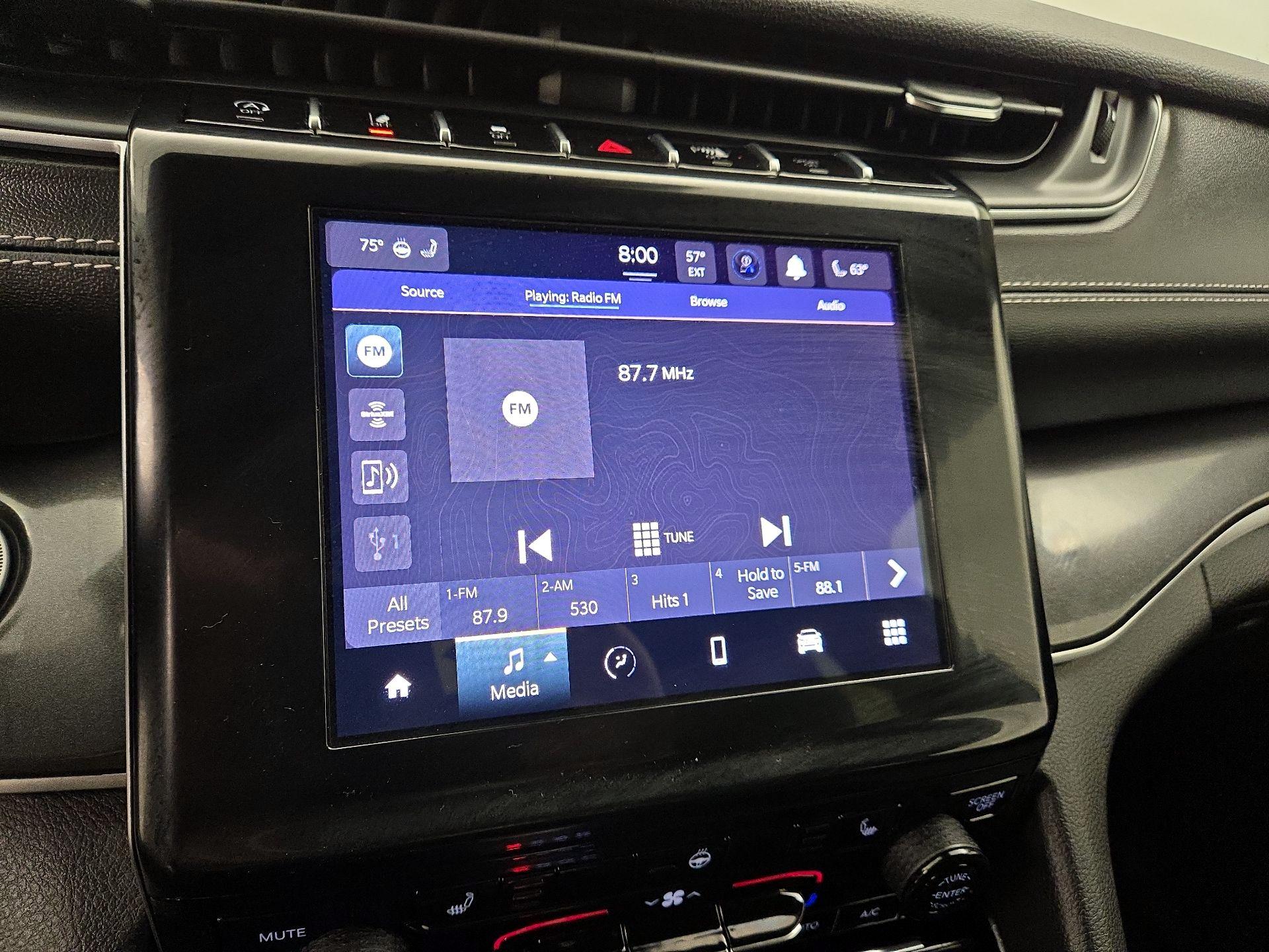 Thumbnail: 2023 Jeep Grand Cherokee - 15