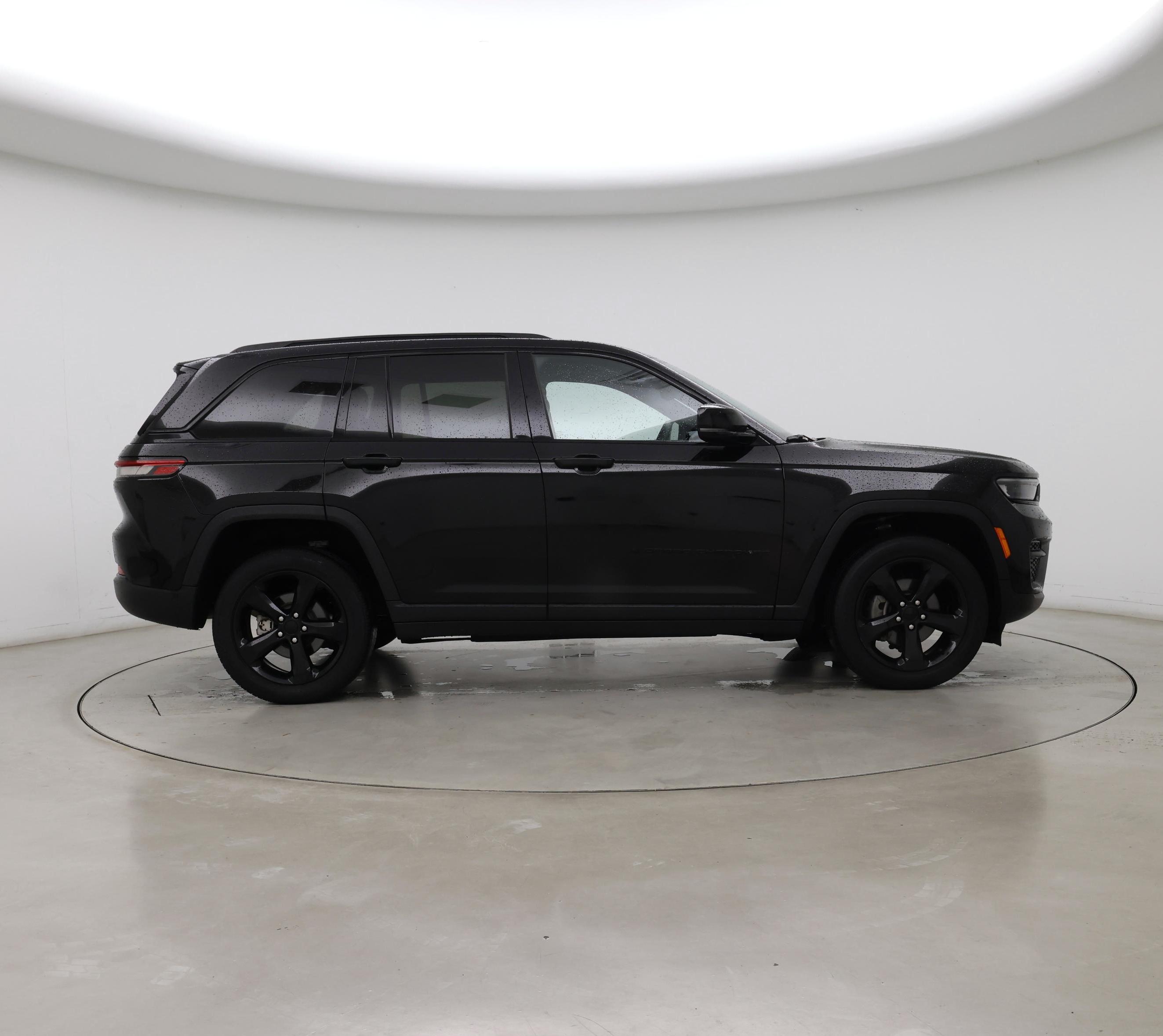 Thumbnail: 2023 Jeep Grand Cherokee - 7