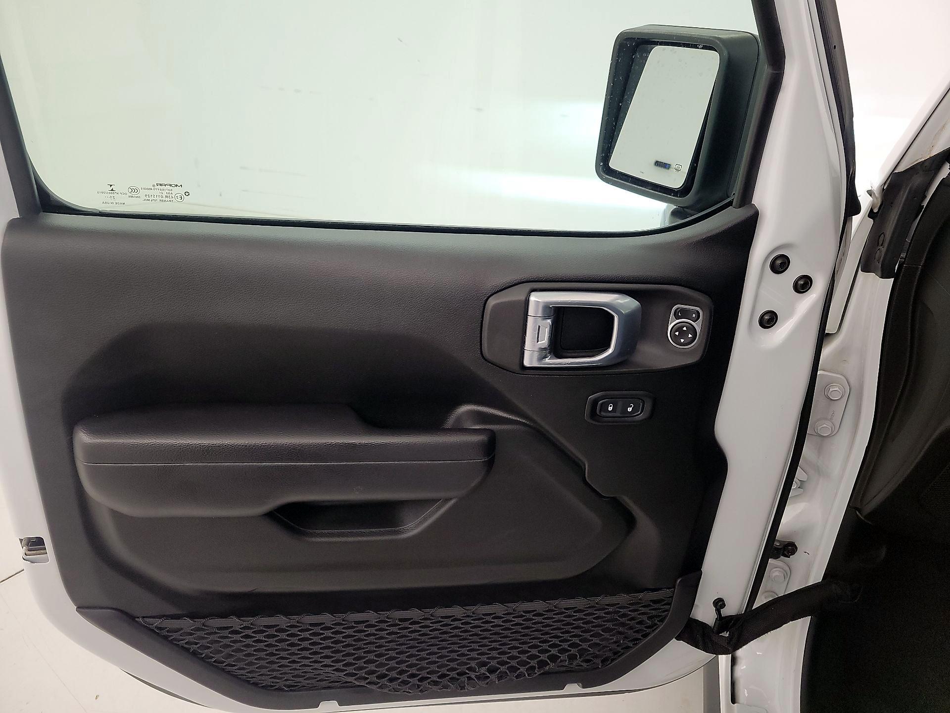 Thumbnail: 2021 Jeep Wrangler - 12