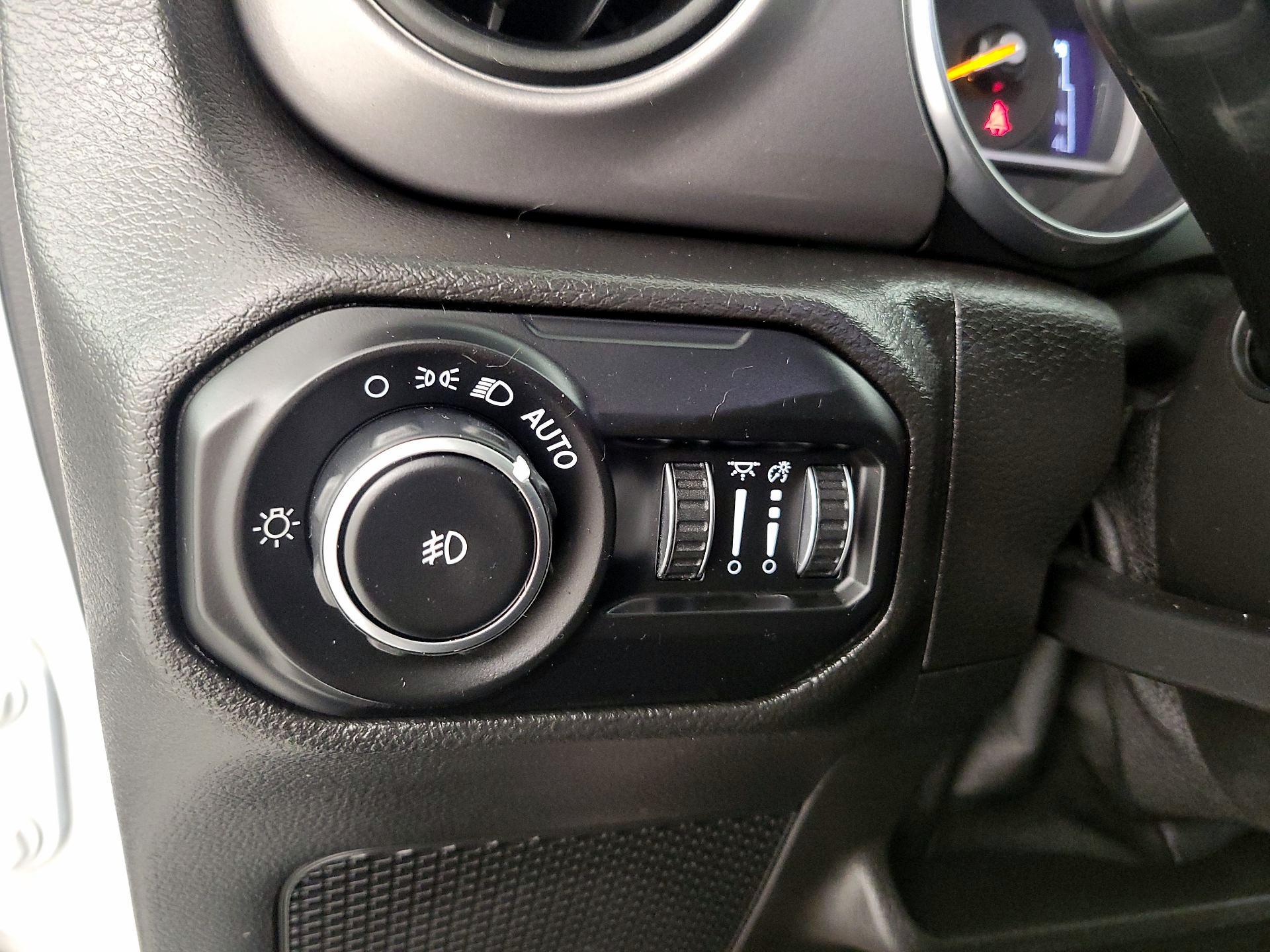 Thumbnail: 2021 Jeep Wrangler - 13