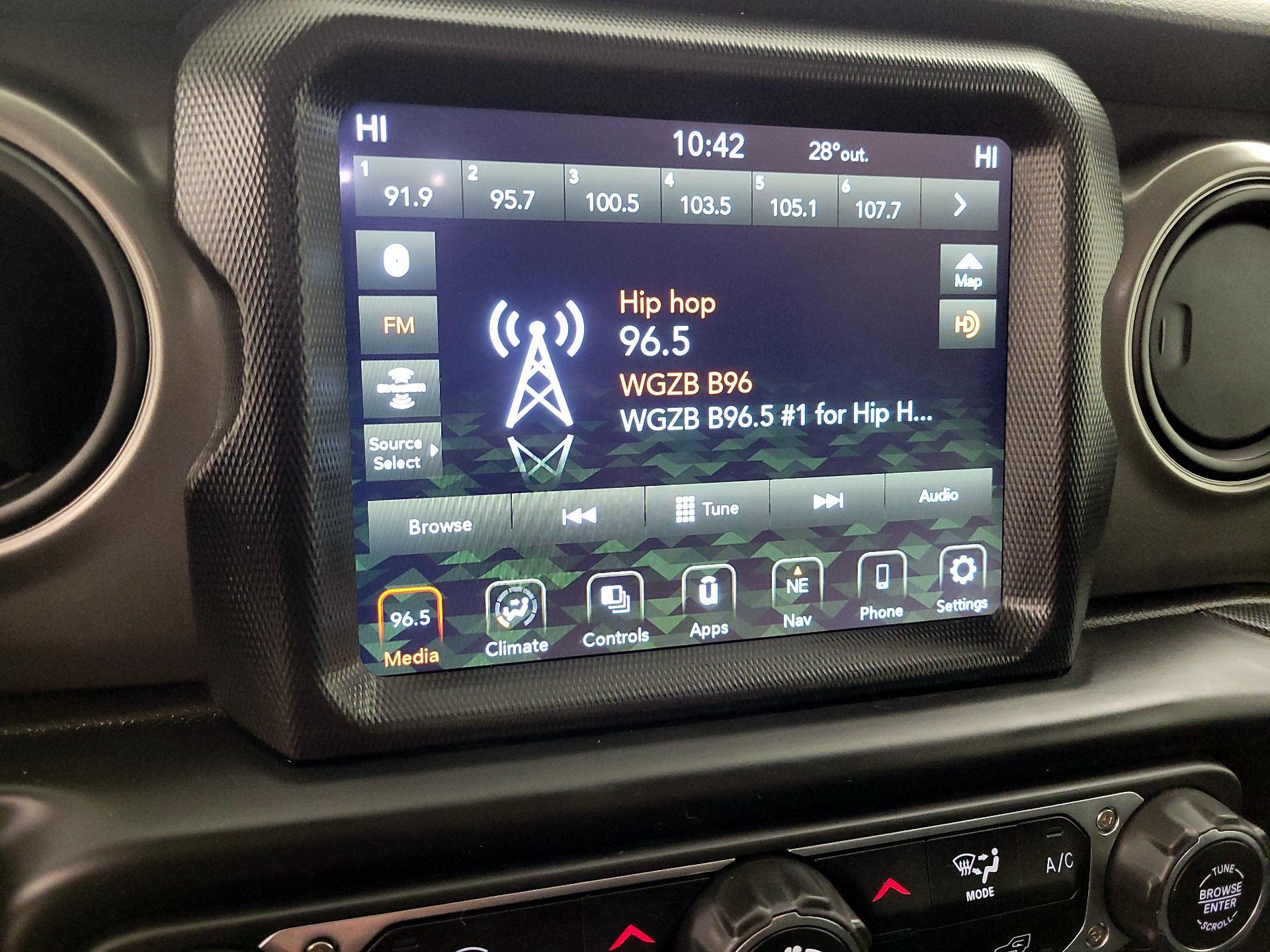 Thumbnail: 2021 Jeep Wrangler - 16