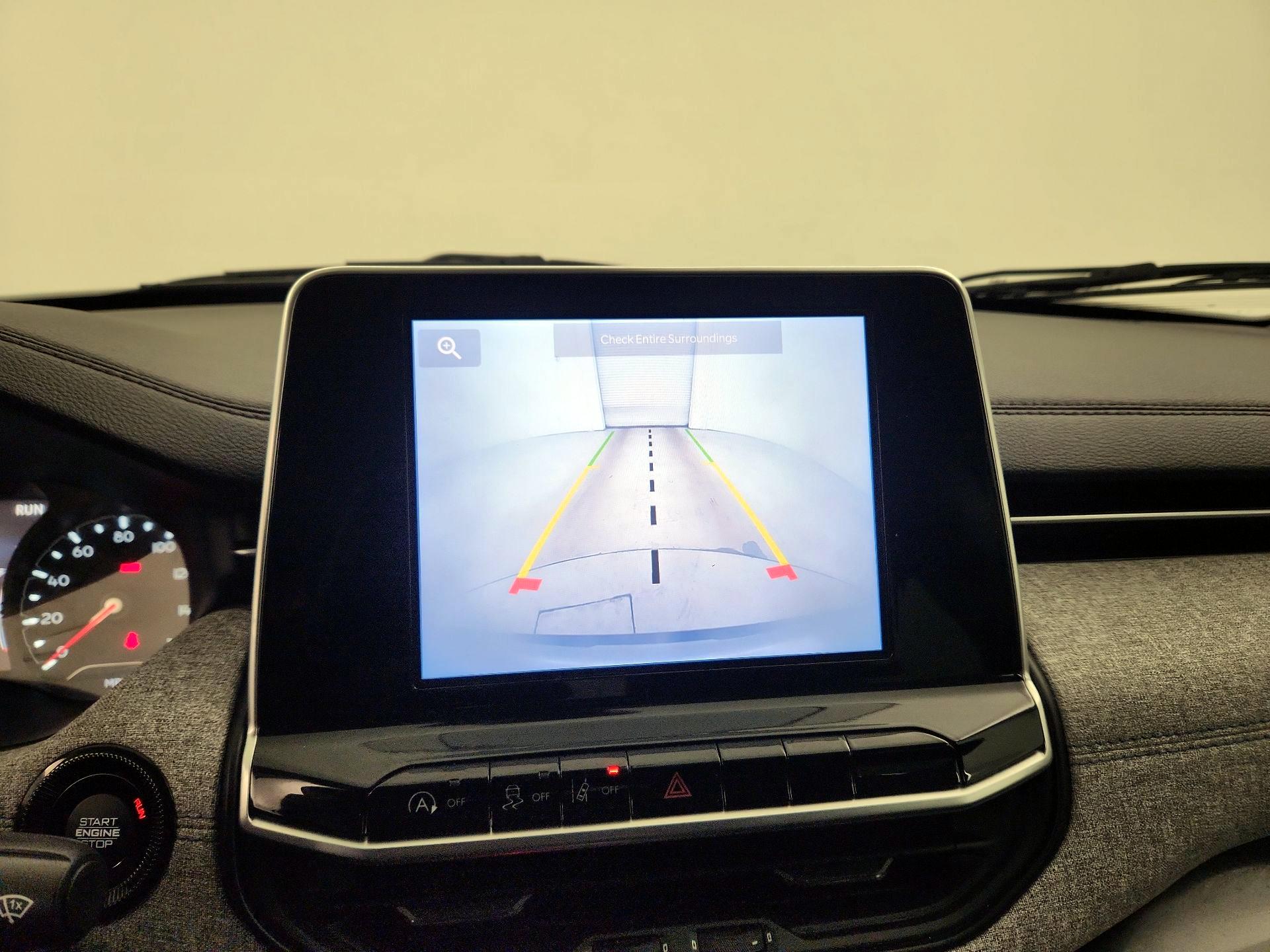 Thumbnail: 2022 Jeep Compass - 14