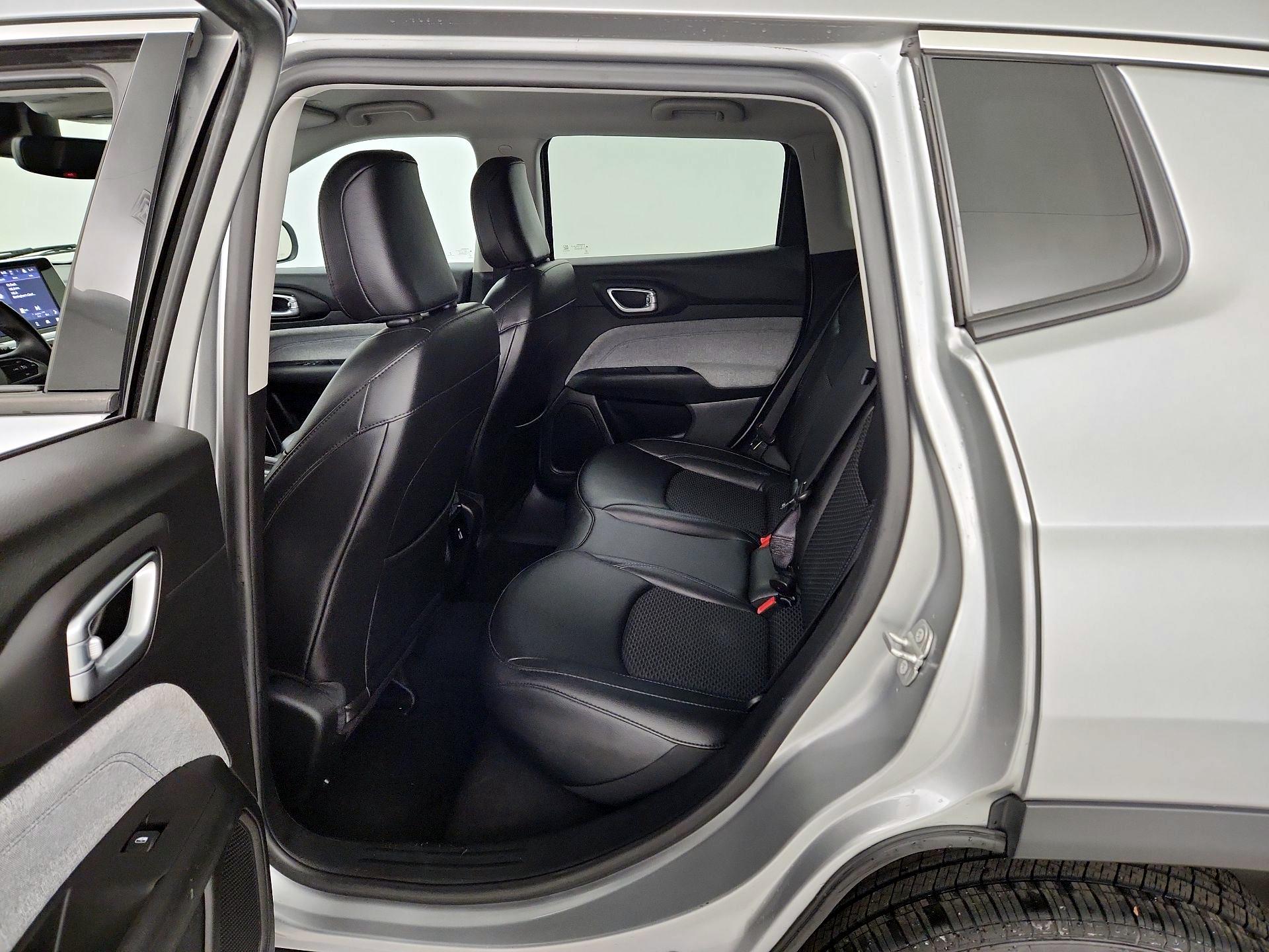 Thumbnail: 2022 Jeep Compass - 19