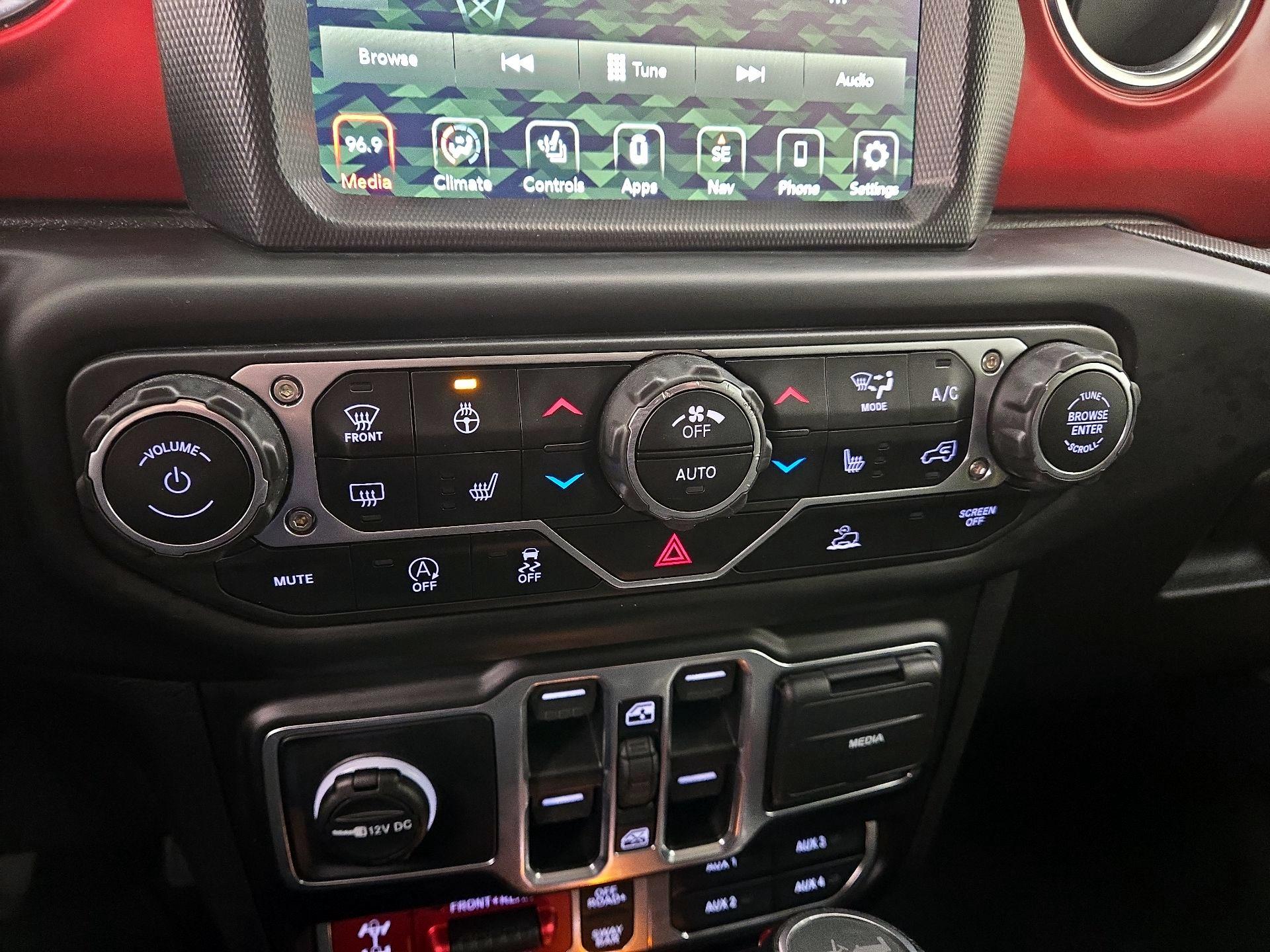 Thumbnail: 2023 Jeep Wrangler - 17