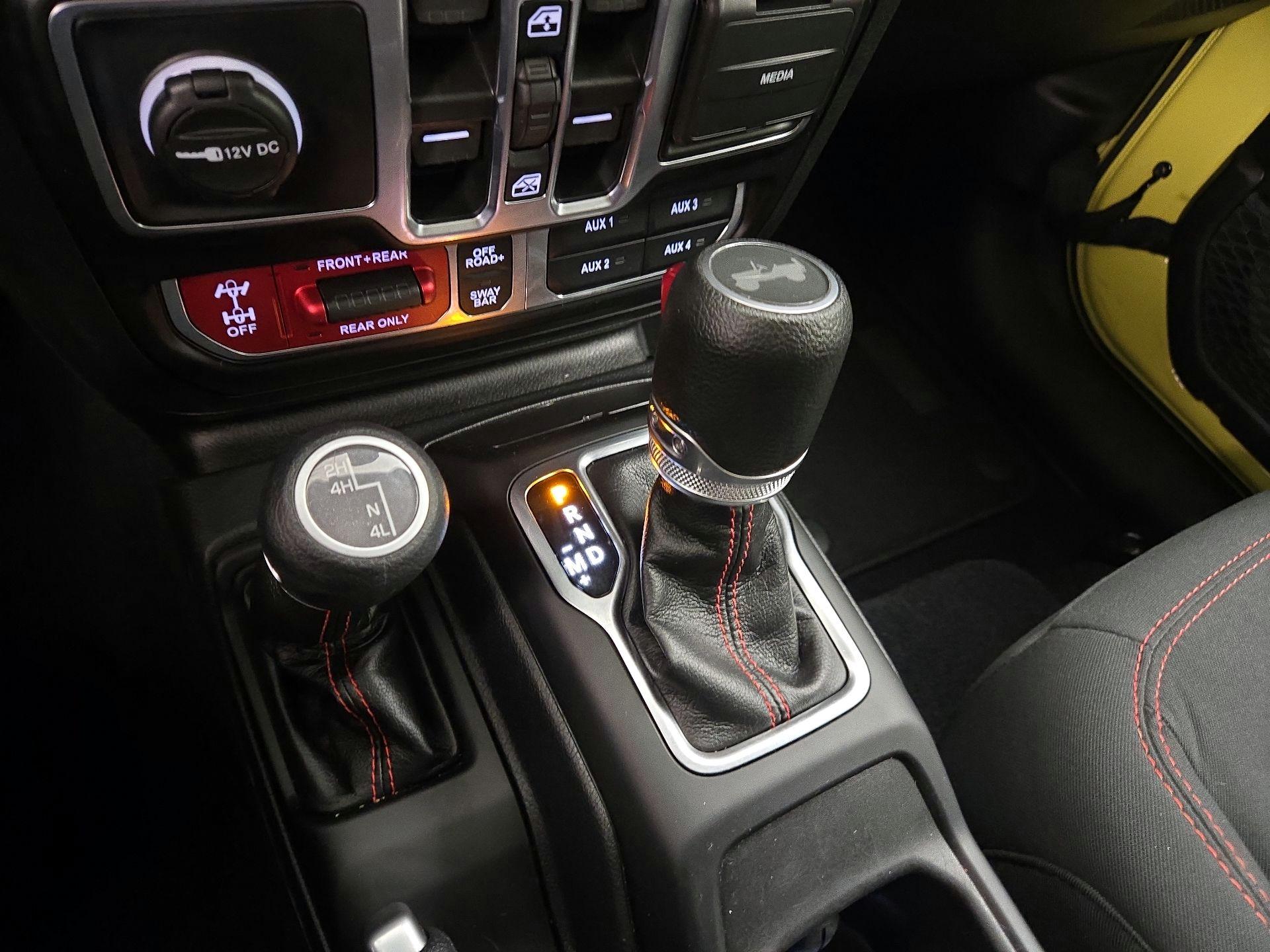 Thumbnail: 2023 Jeep Wrangler - 18