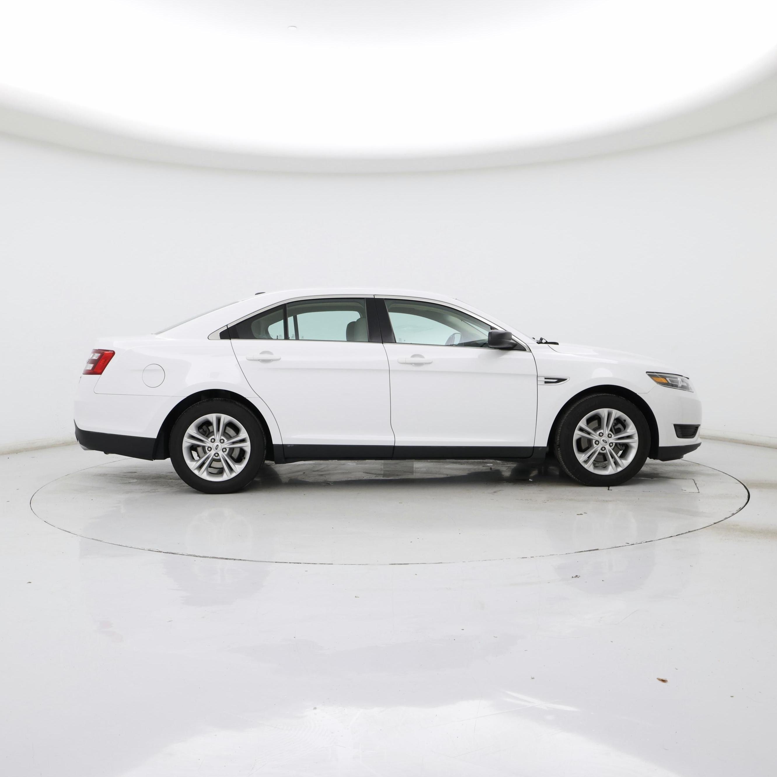 Thumbnail: 2018 Ford Taurus - 7