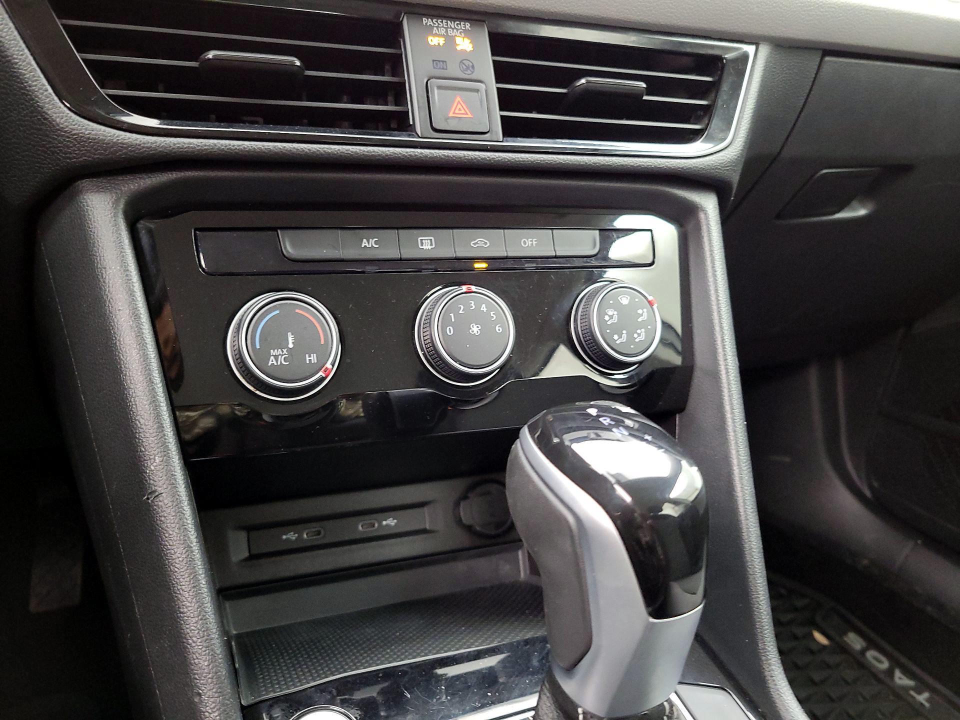 Thumbnail: 2024 Volkswagen Taos - 16