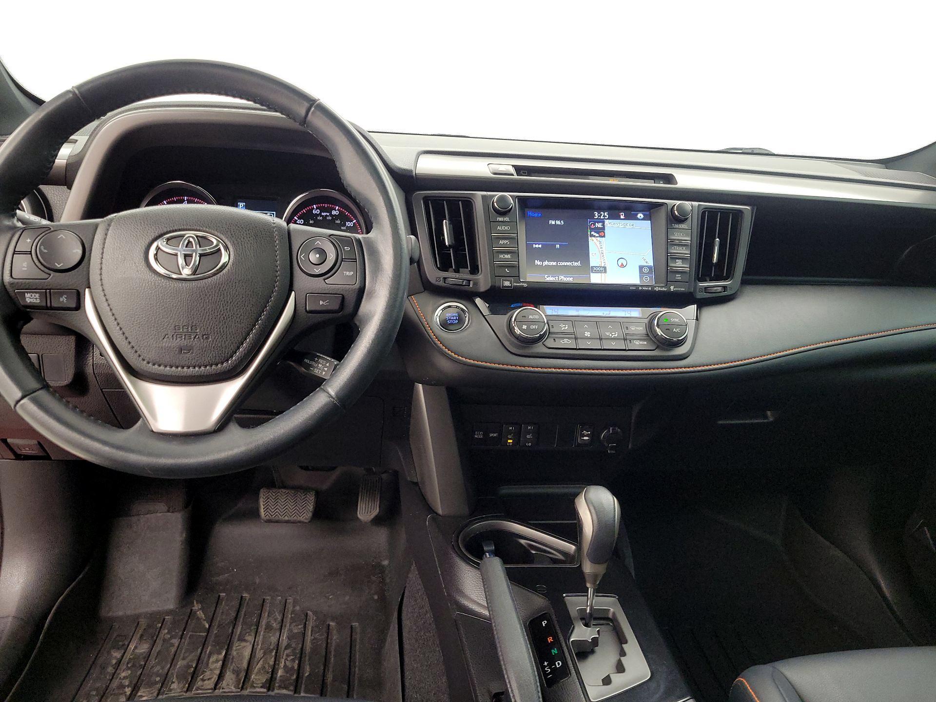 Thumbnail: 2016 Toyota RAV4 - 9