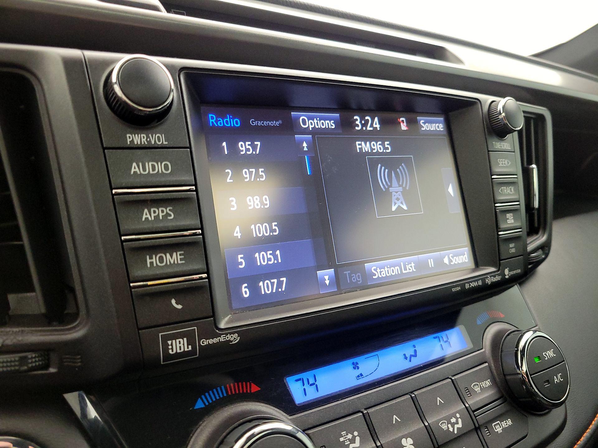 Thumbnail: 2016 Toyota RAV4 - 15