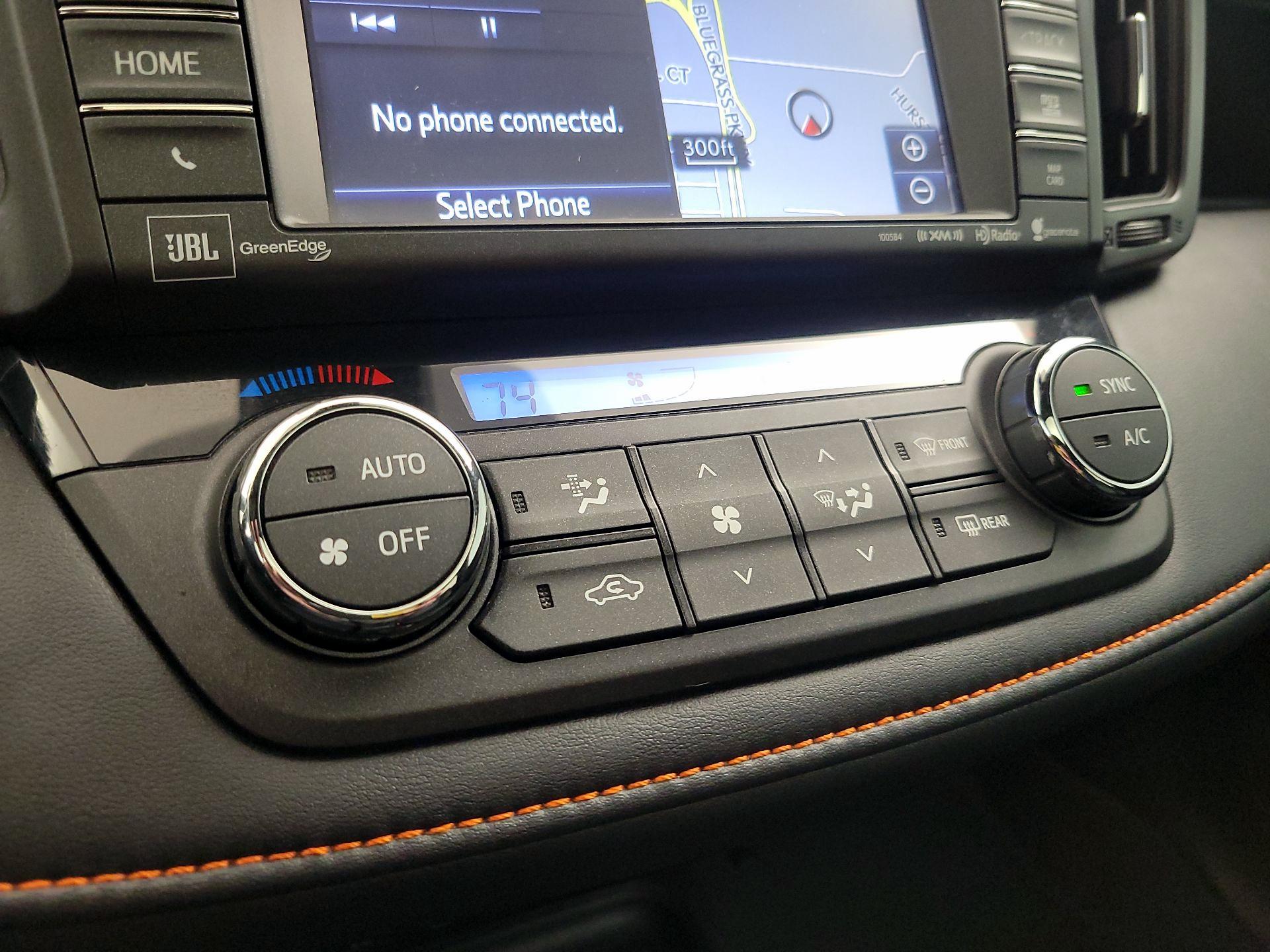 Thumbnail: 2016 Toyota RAV4 - 16