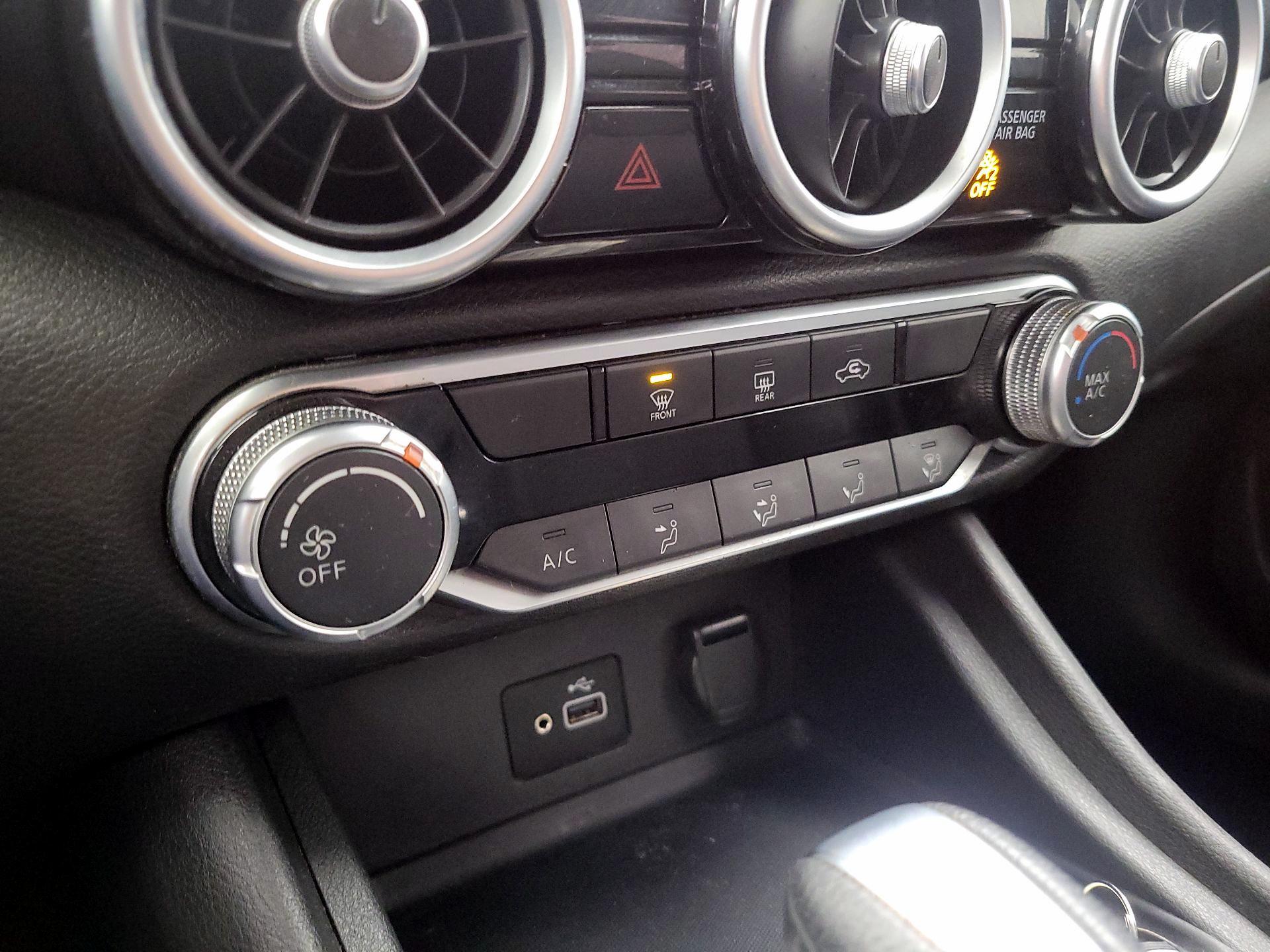 Thumbnail: 2020 Nissan Sentra - 16