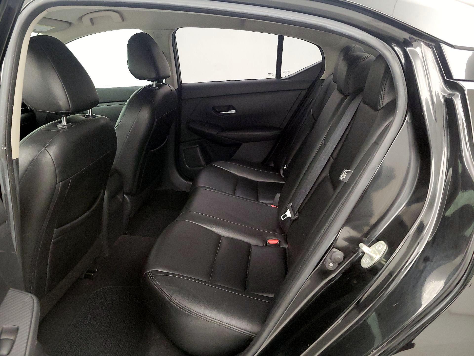 Thumbnail: 2020 Nissan Sentra - 18