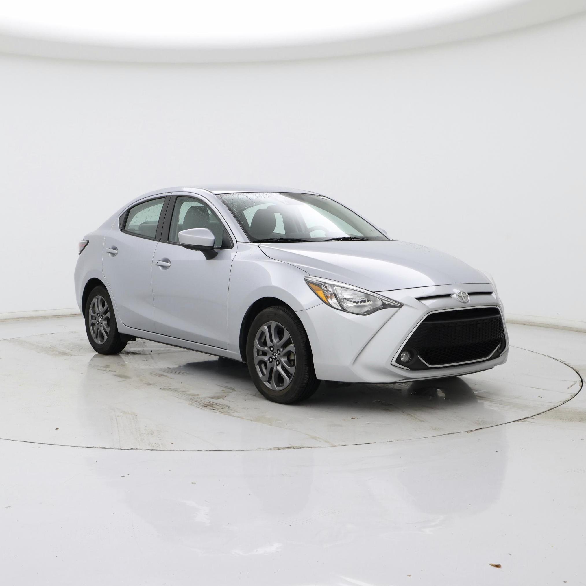 2019 Toyota Yaris LE Sedan FWD