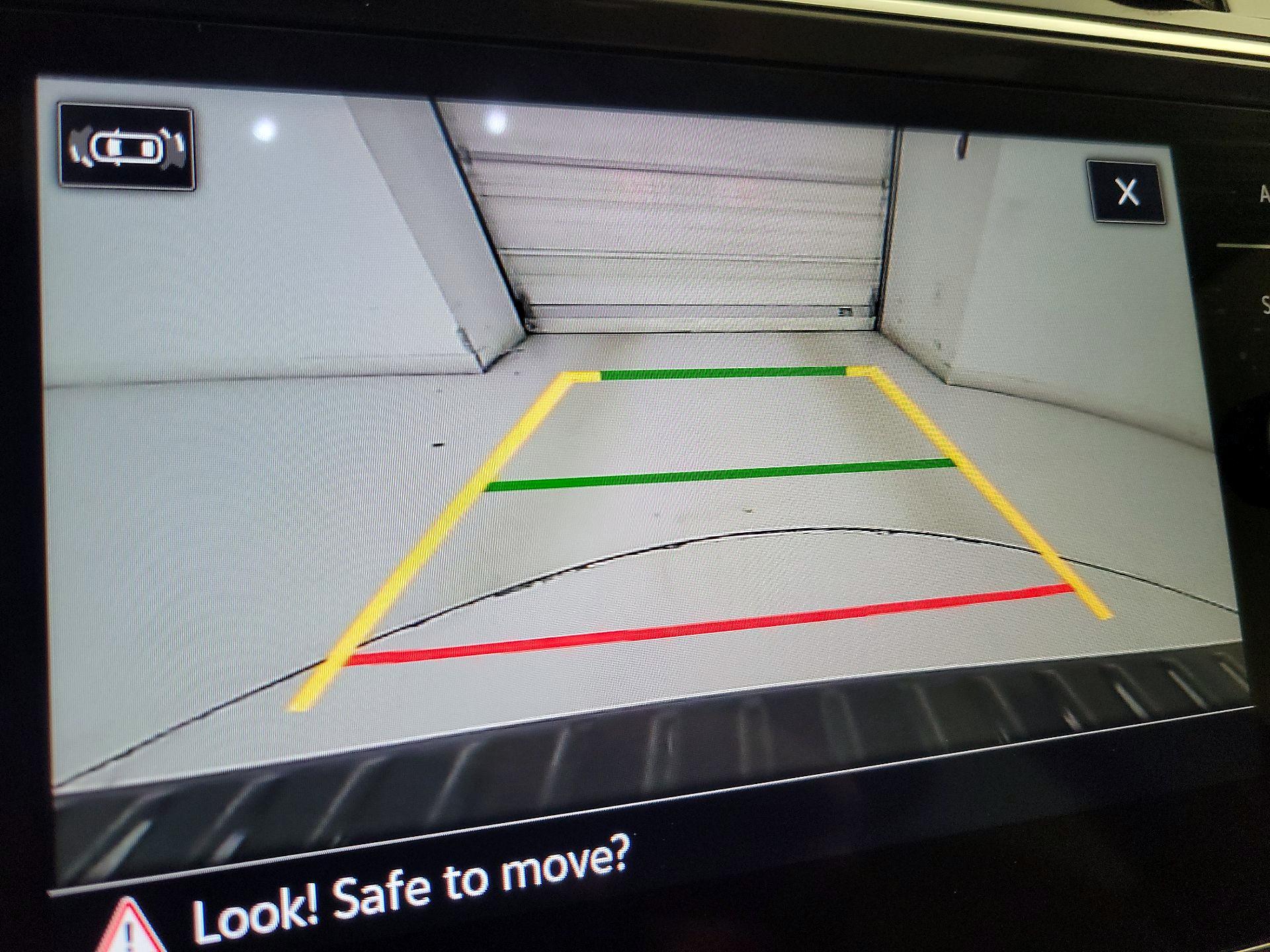 Thumbnail: 2023 Volkswagen Tiguan - 15