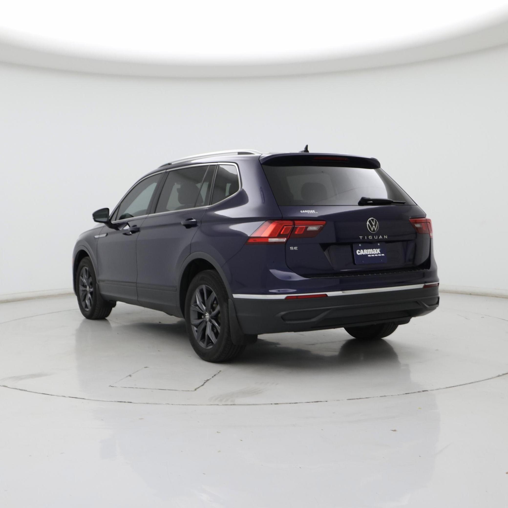 Thumbnail: 2023 Volkswagen Tiguan - 2