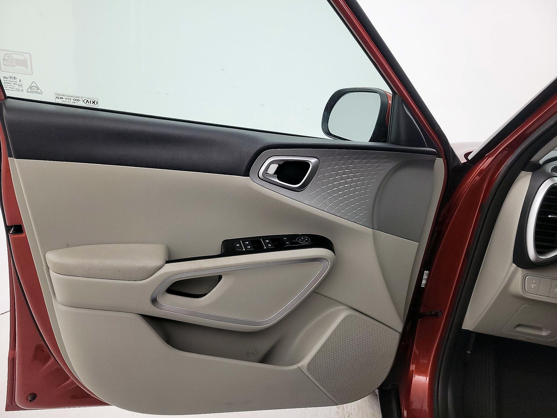 Thumbnail: 2021 Kia Soul - 12