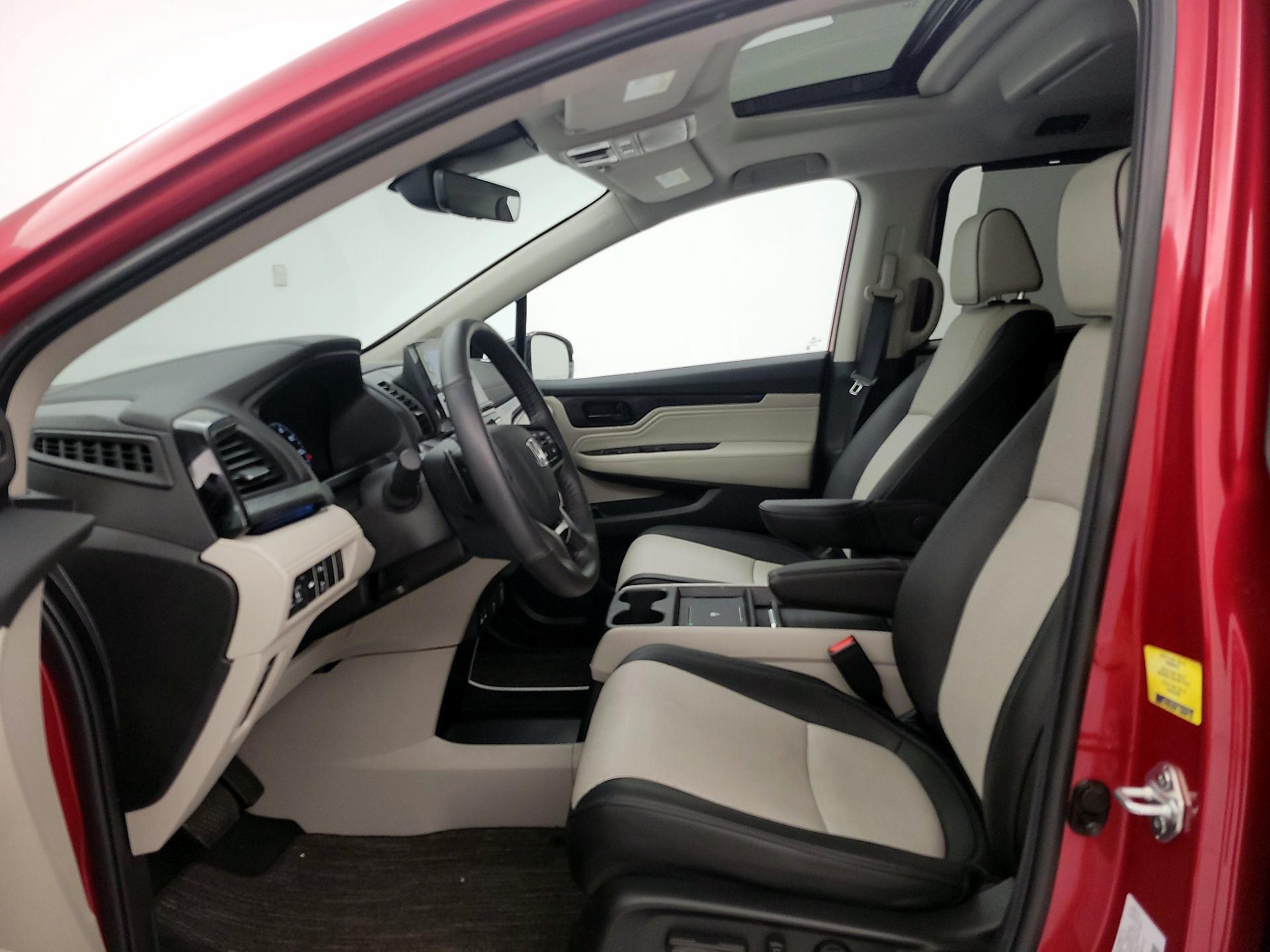 Thumbnail: 2025 Honda Odyssey - 11