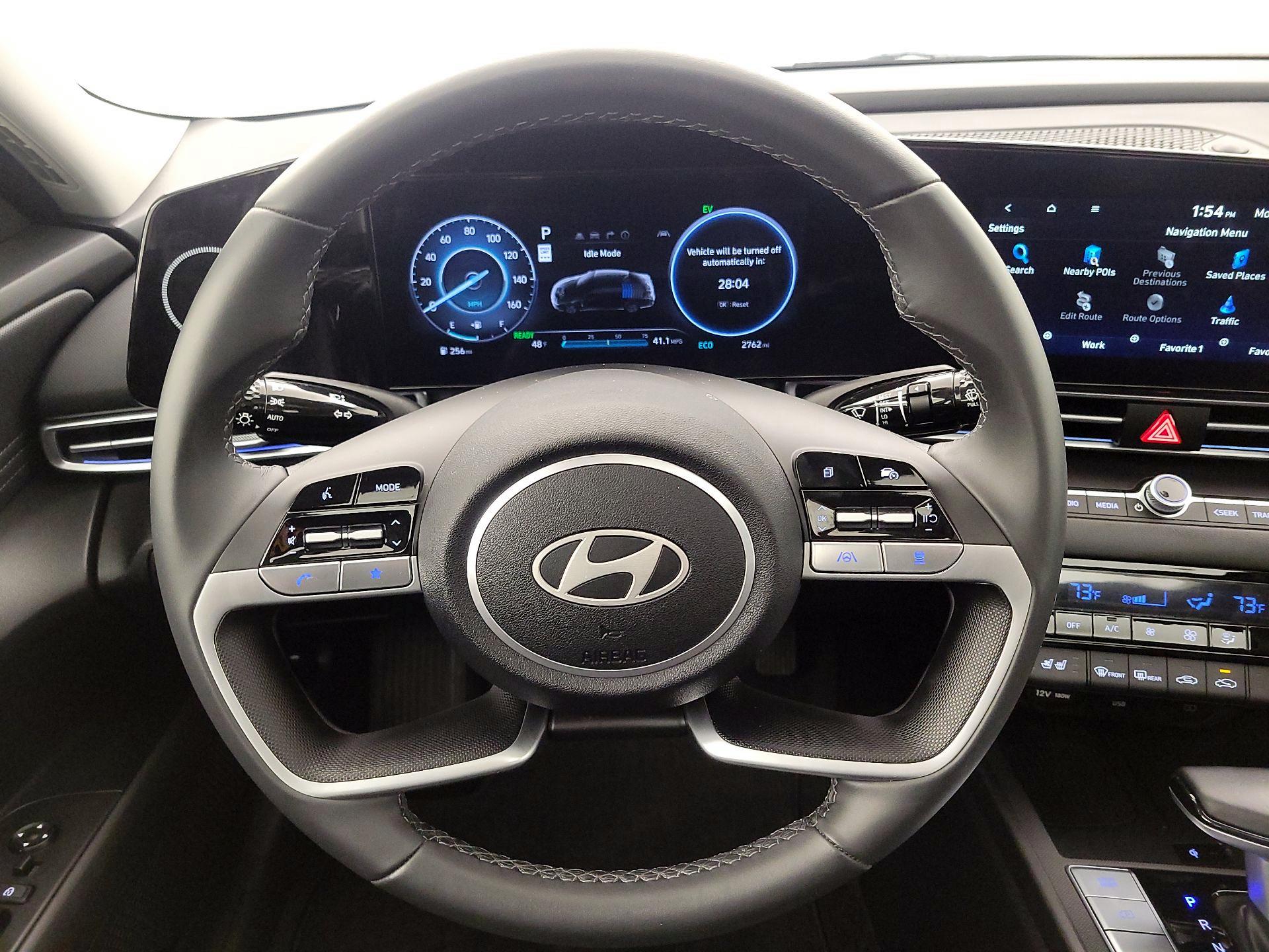 Thumbnail: 2025 Hyundai Elantra - 10