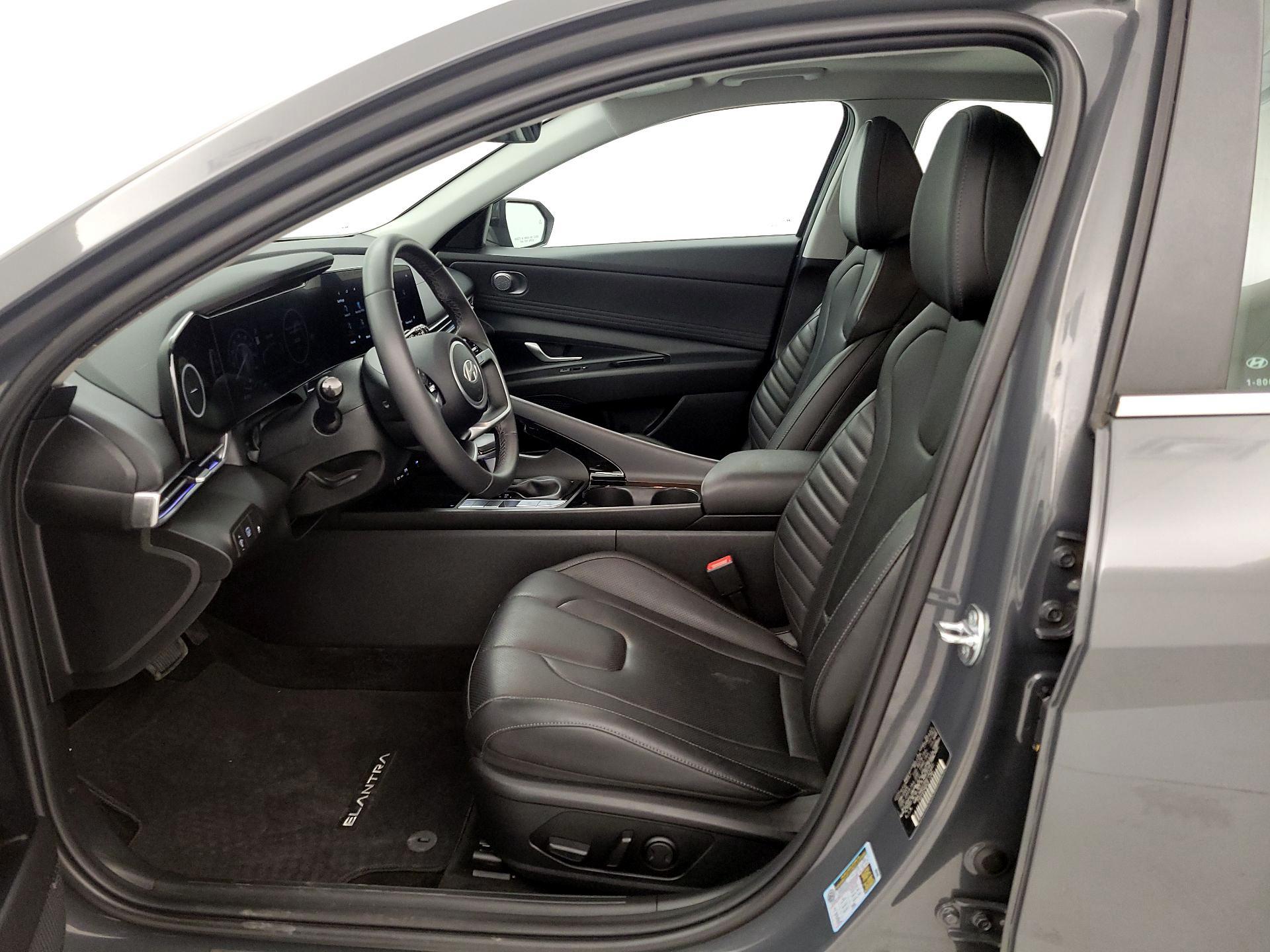 Thumbnail: 2025 Hyundai Elantra - 11