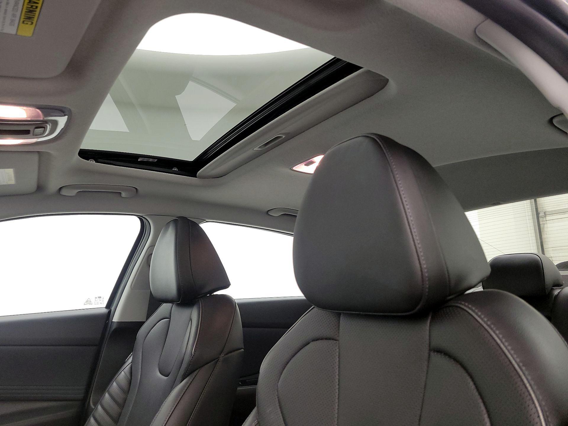 Thumbnail: 2025 Hyundai Elantra - 19