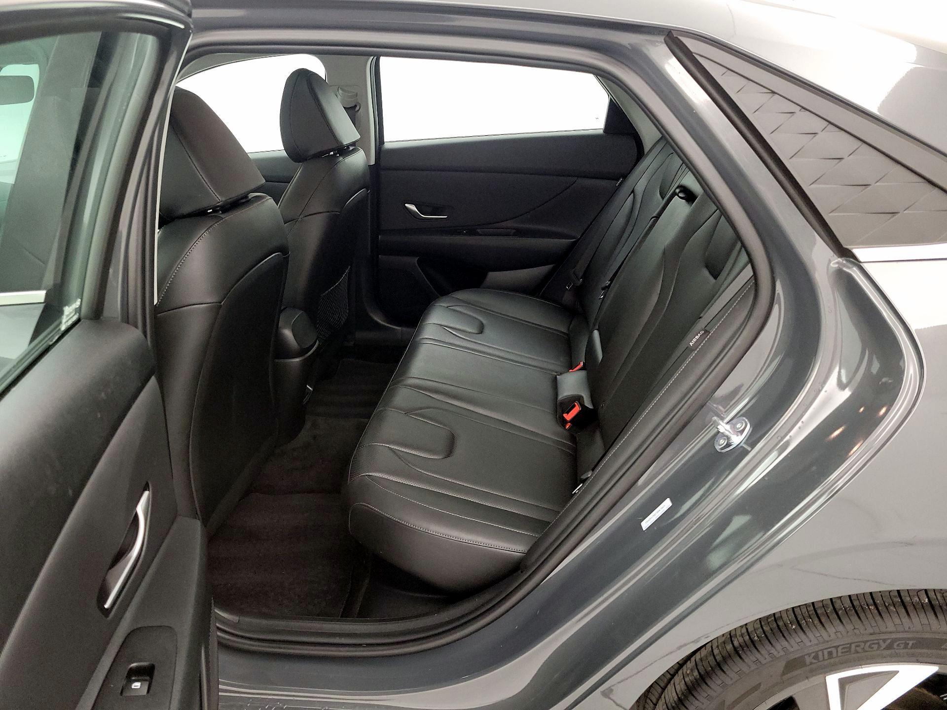 Thumbnail: 2025 Hyundai Elantra - 20