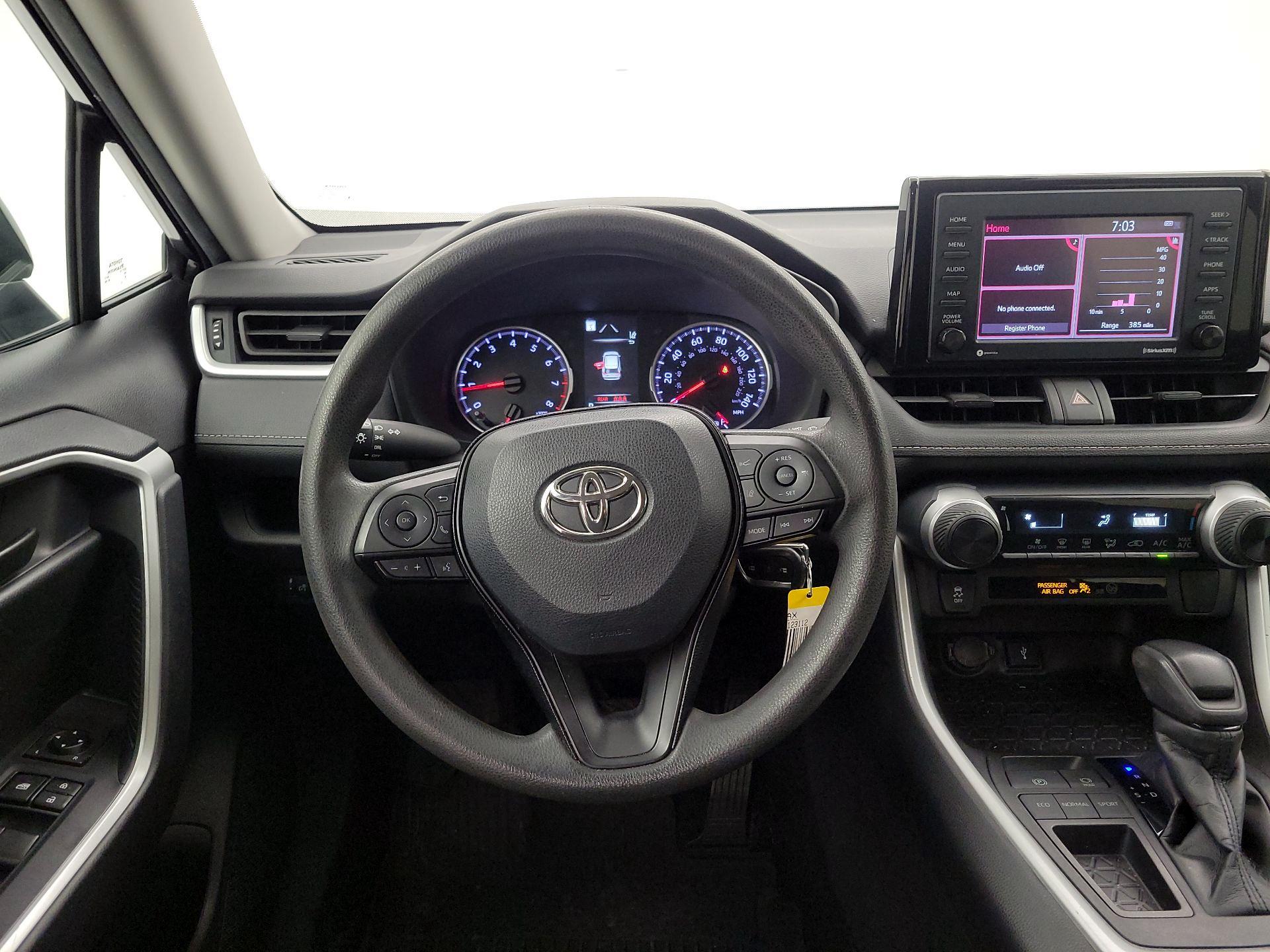 Thumbnail: 2021 Toyota RAV4 - 10