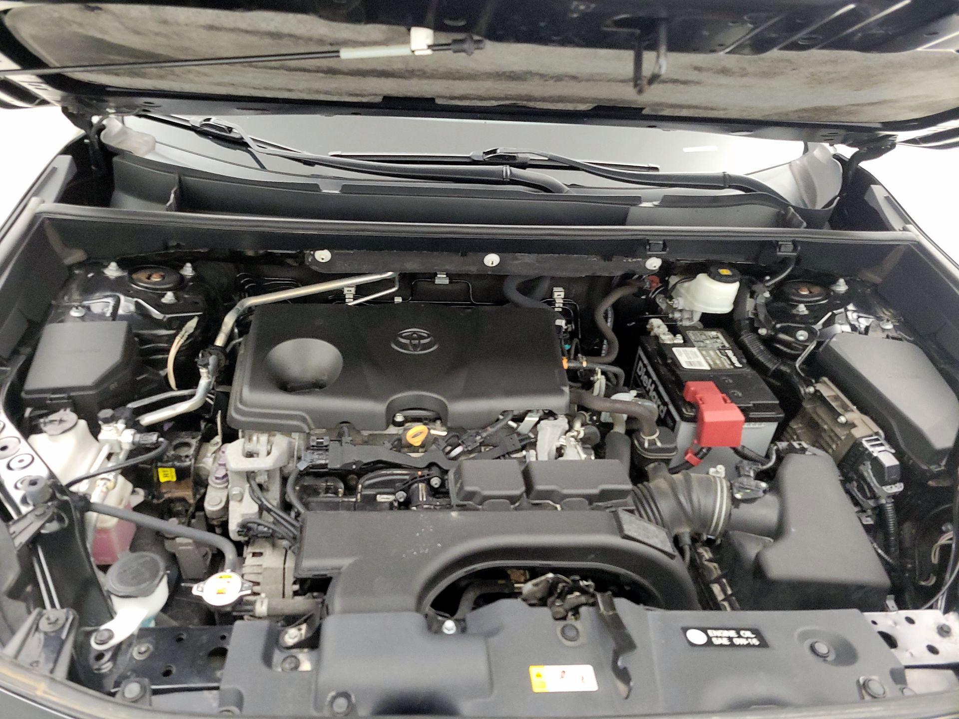 Thumbnail: 2021 Toyota RAV4 - 20