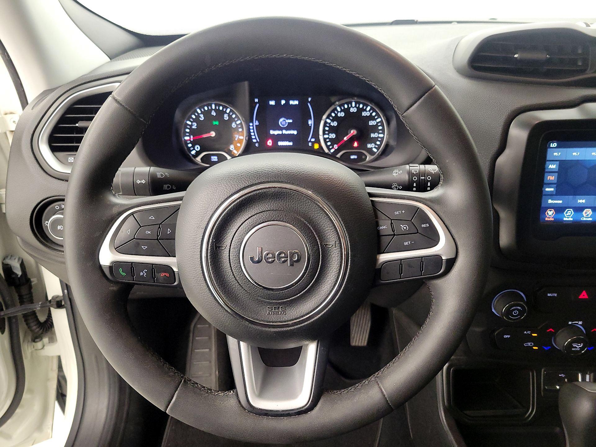 Thumbnail: 2018 Jeep Renegade - 10