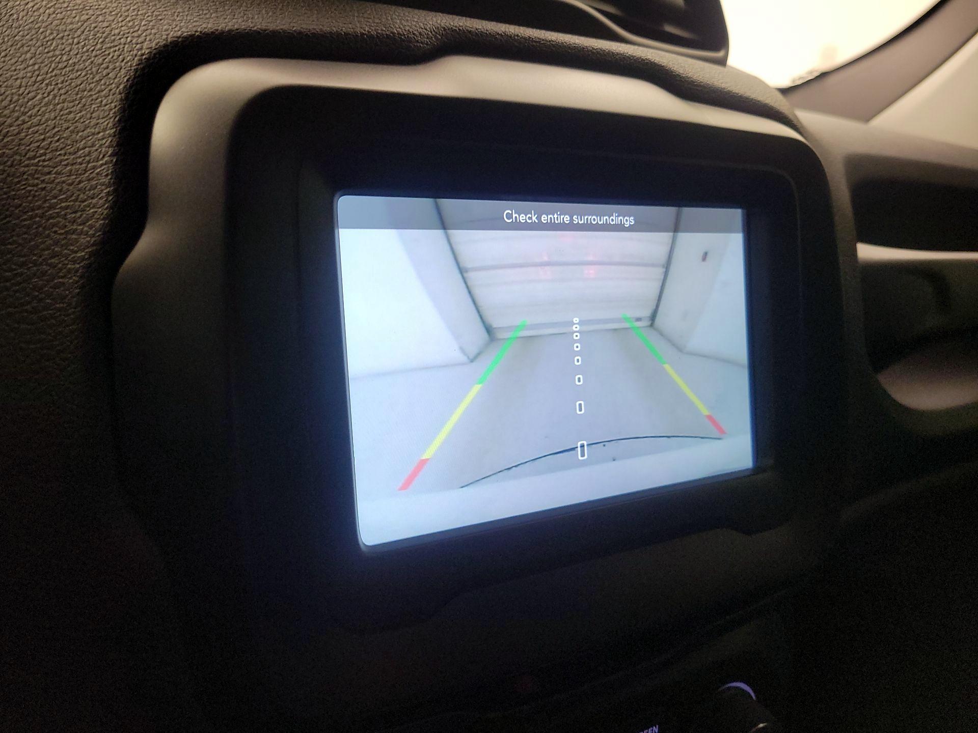 Thumbnail: 2018 Jeep Renegade - 14