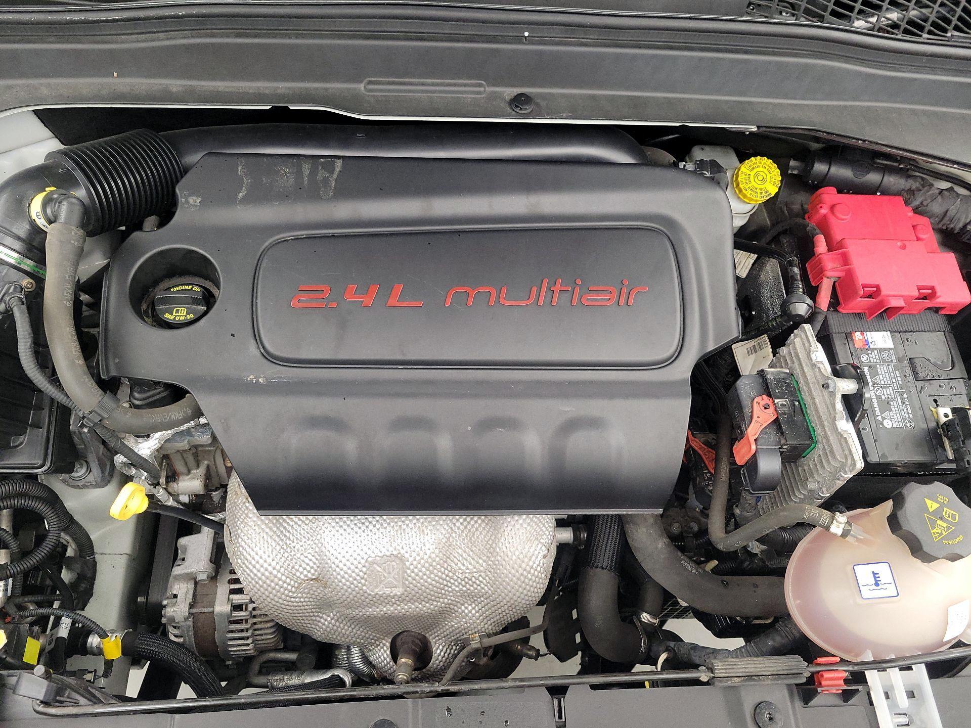 Thumbnail: 2018 Jeep Renegade - 20