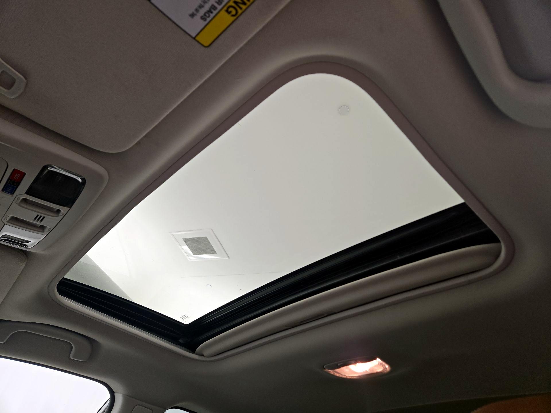 Thumbnail: 2018 Subaru Outback - 19