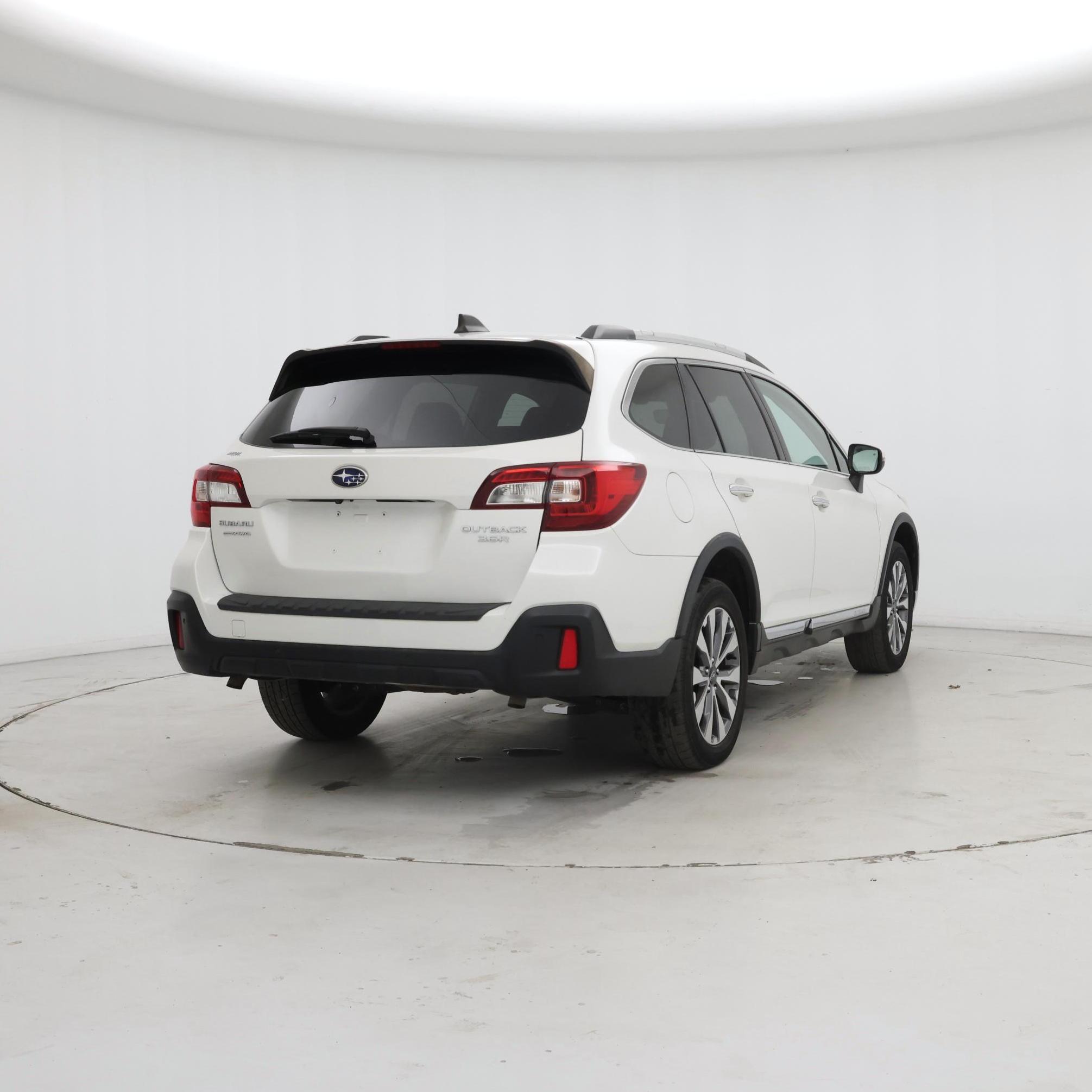 Thumbnail: 2018 Subaru Outback - 8