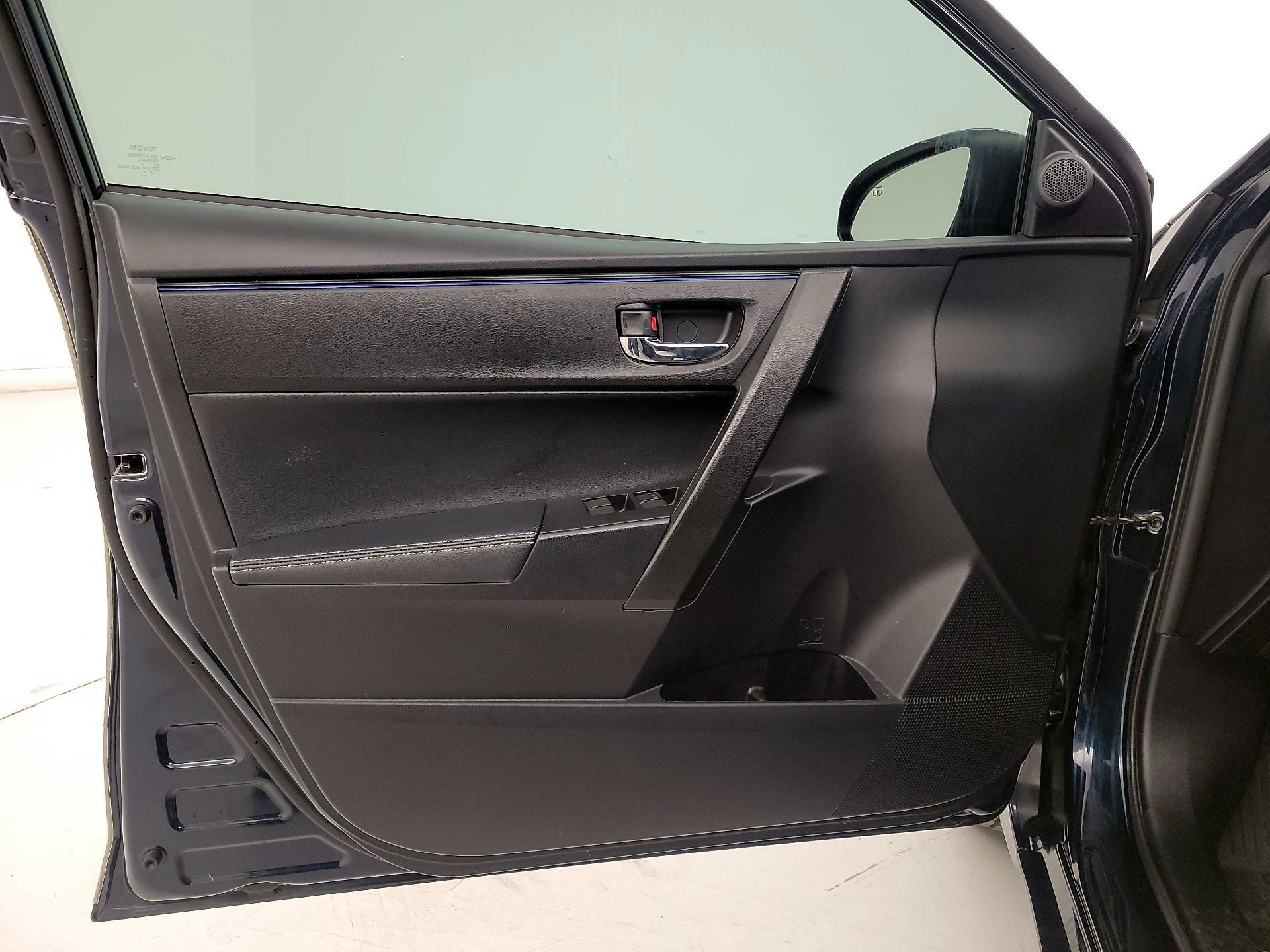 Thumbnail: 2019 Toyota Corolla - 12