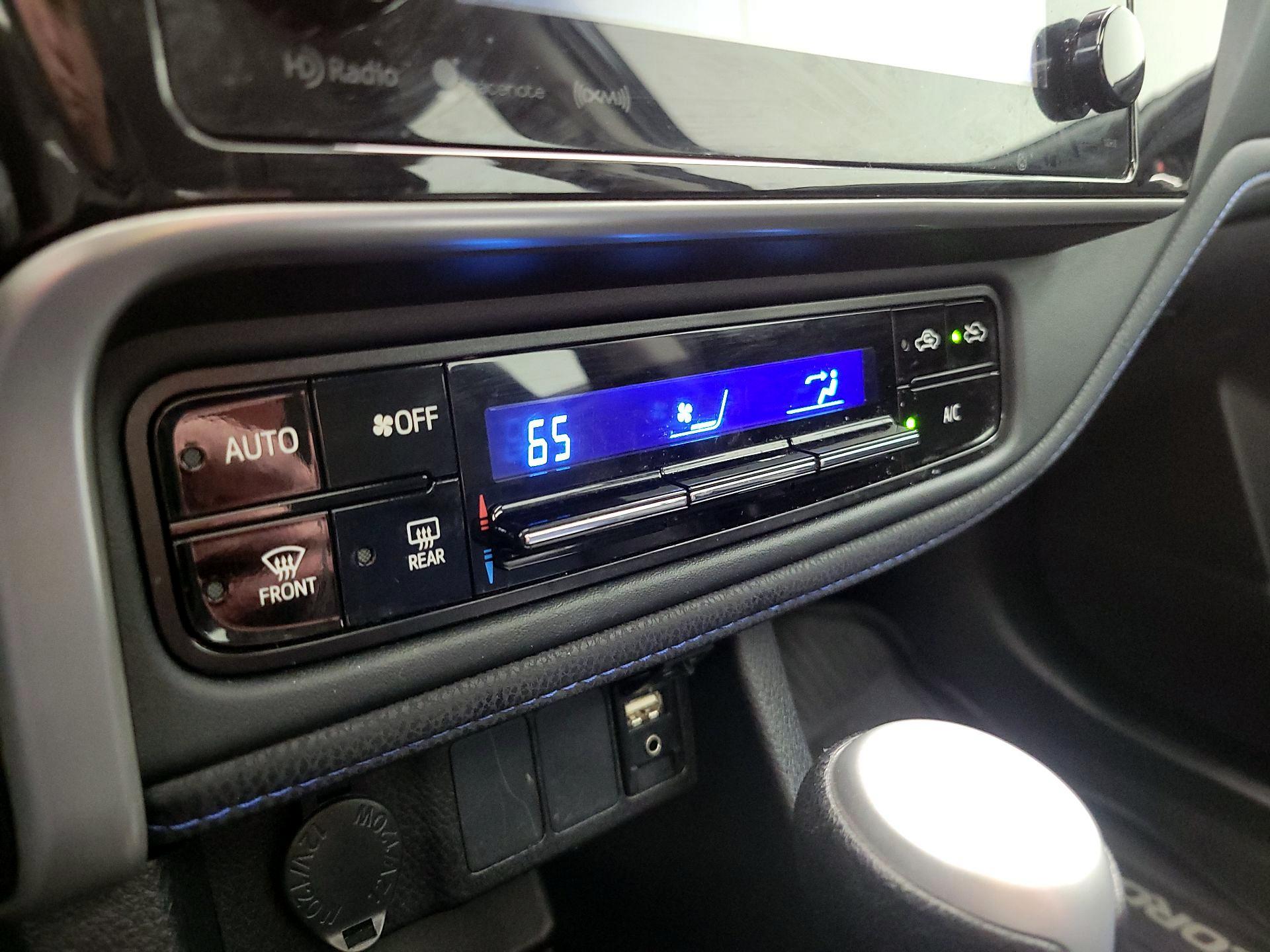 Thumbnail: 2019 Toyota Corolla - 16