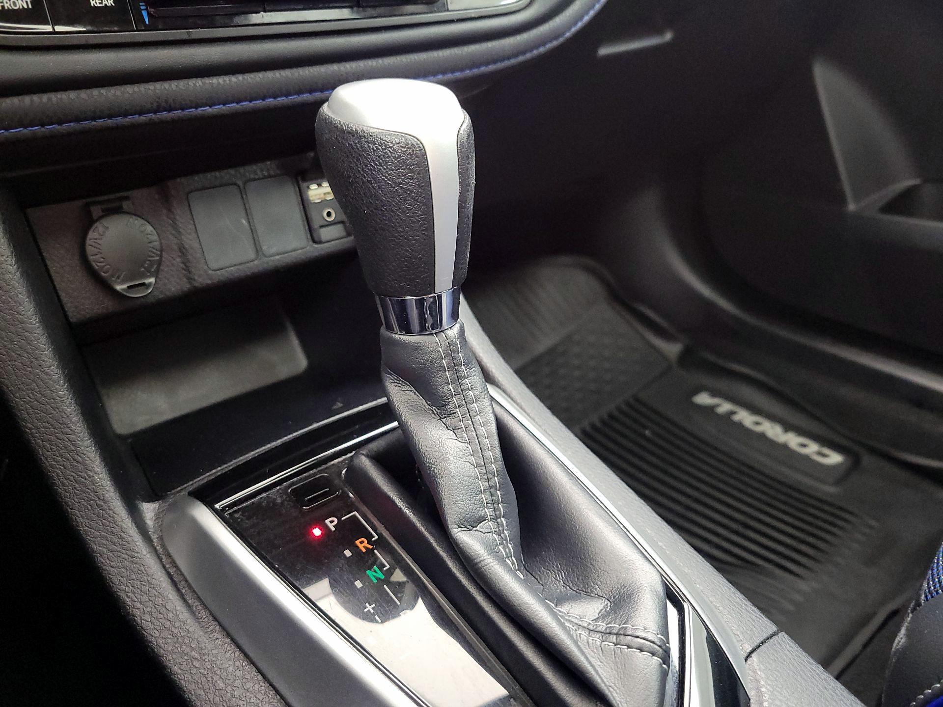 Thumbnail: 2019 Toyota Corolla - 17