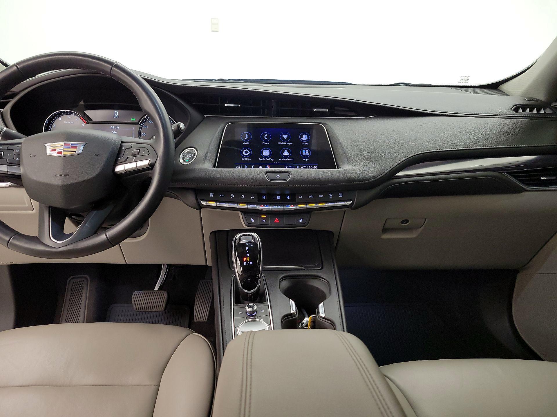 Thumbnail: 2023 Cadillac XT4 - 9