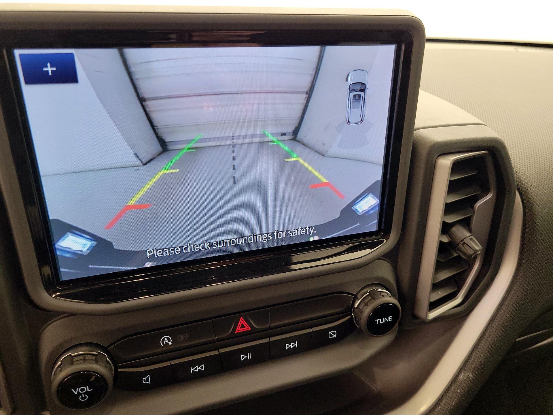 Thumbnail: 2021 Ford Bronco Sport - 14