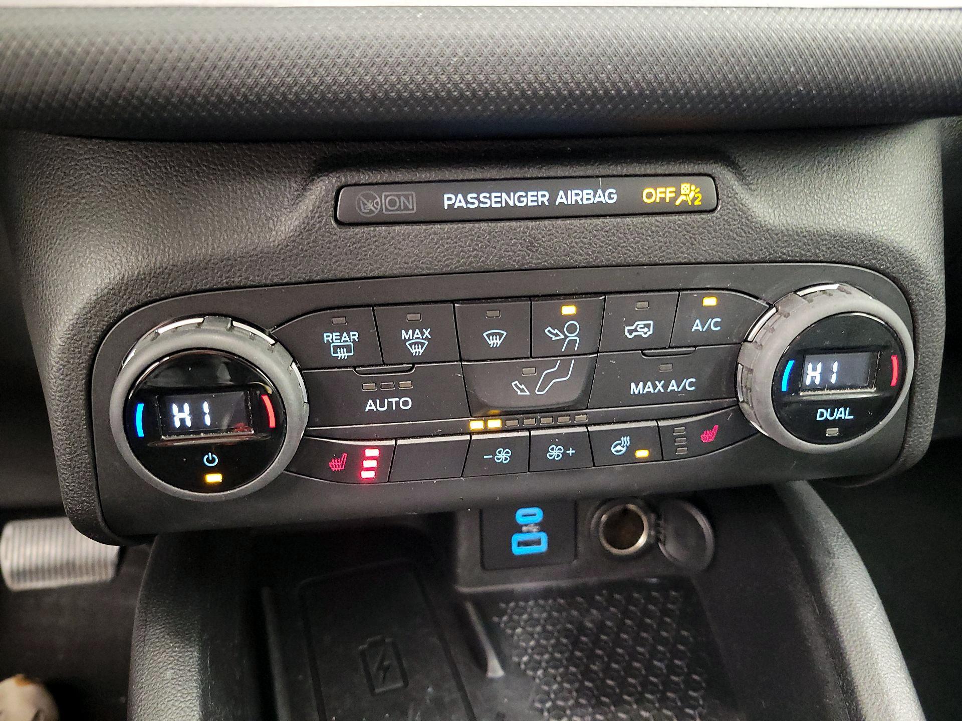 Thumbnail: 2021 Ford Bronco Sport - 16