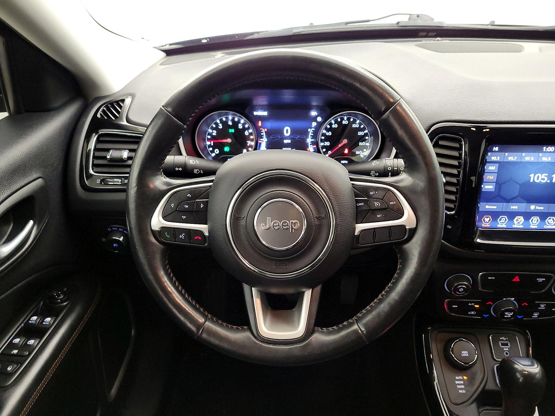 Thumbnail: 2020 Jeep Compass - 10