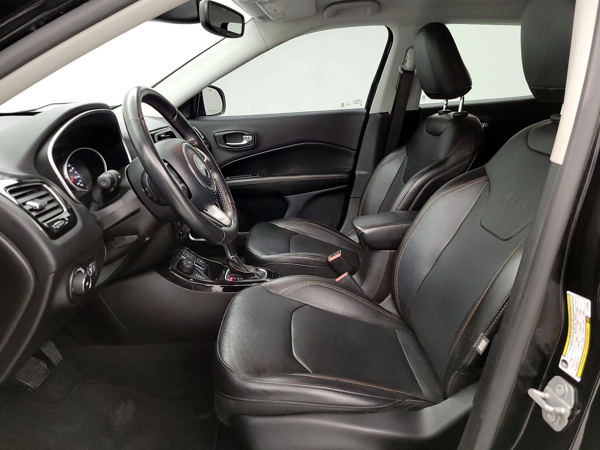 Thumbnail: 2020 Jeep Compass - 11