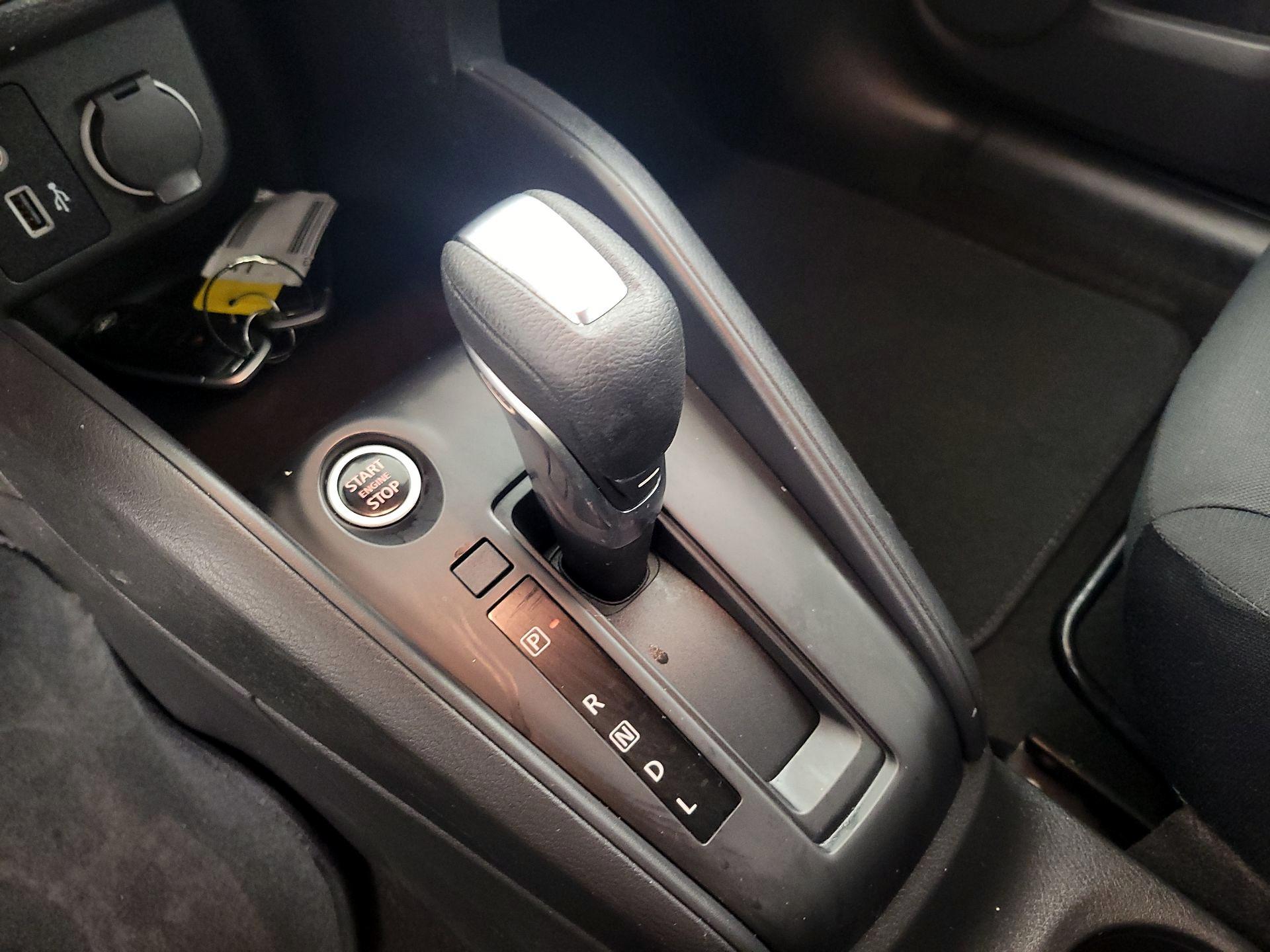 Thumbnail: 2023 Nissan Kicks - 17