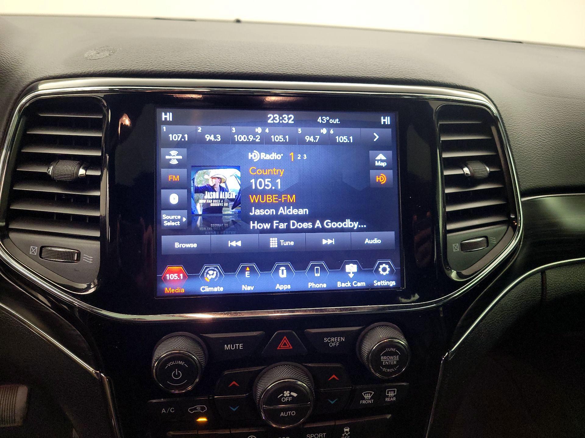 Thumbnail: 2020 Jeep Grand Cherokee - 16