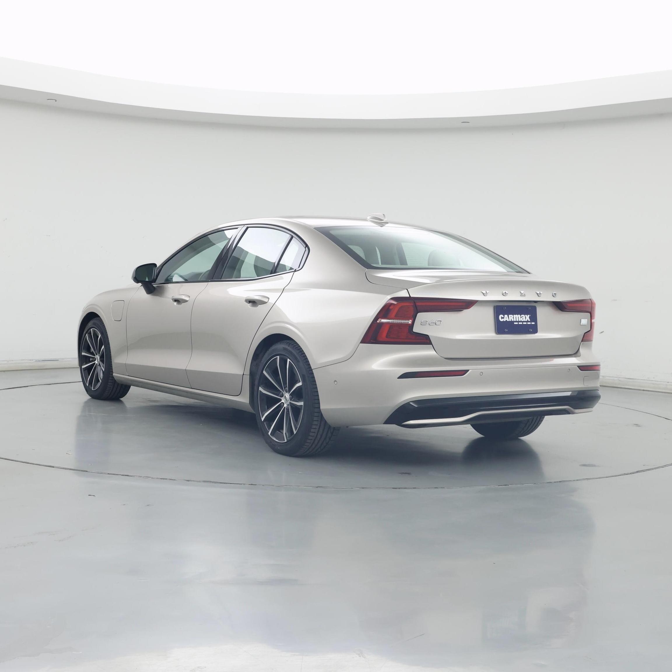 Thumbnail: 2023 Volvo S60 - 2