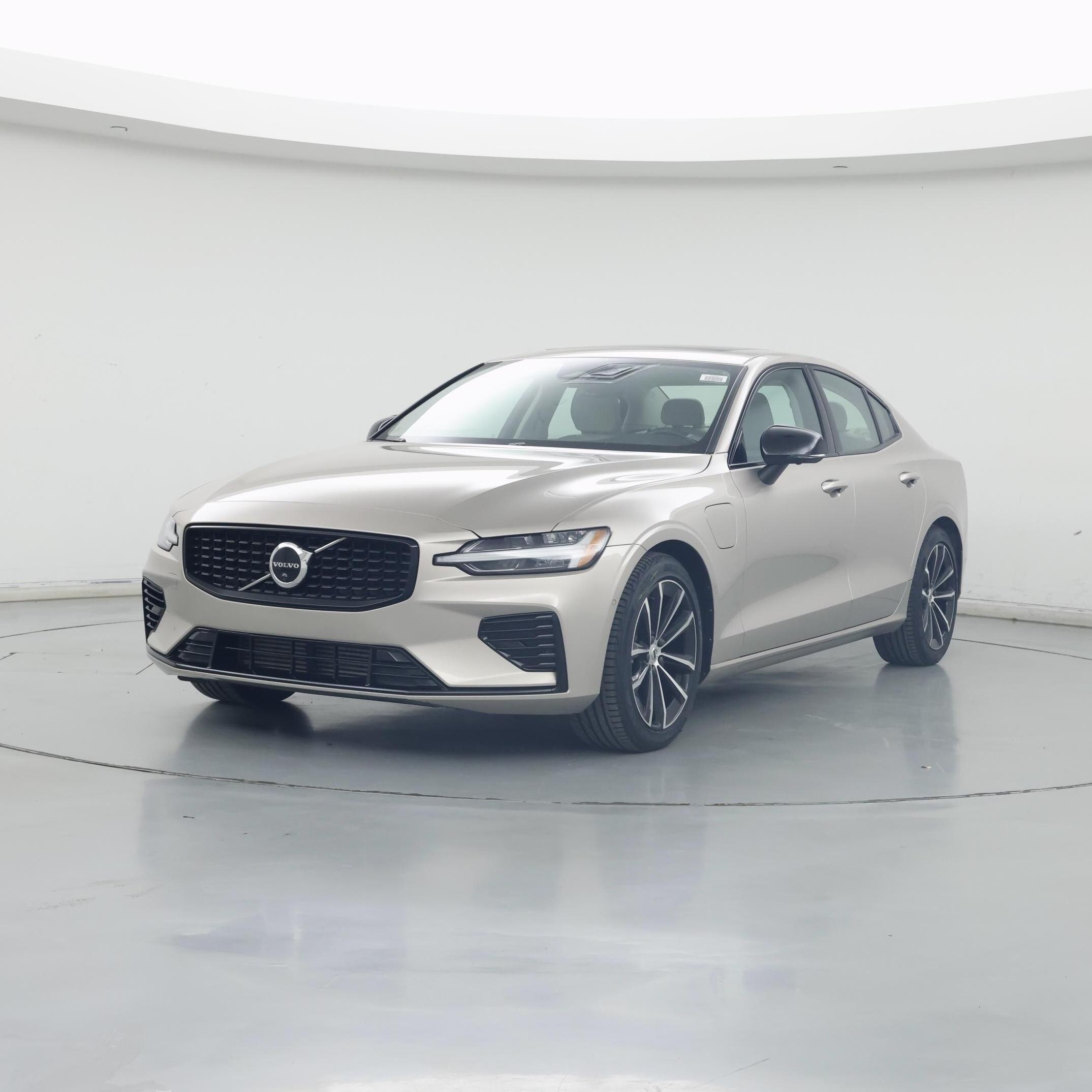 Thumbnail: 2023 Volvo S60 - 4