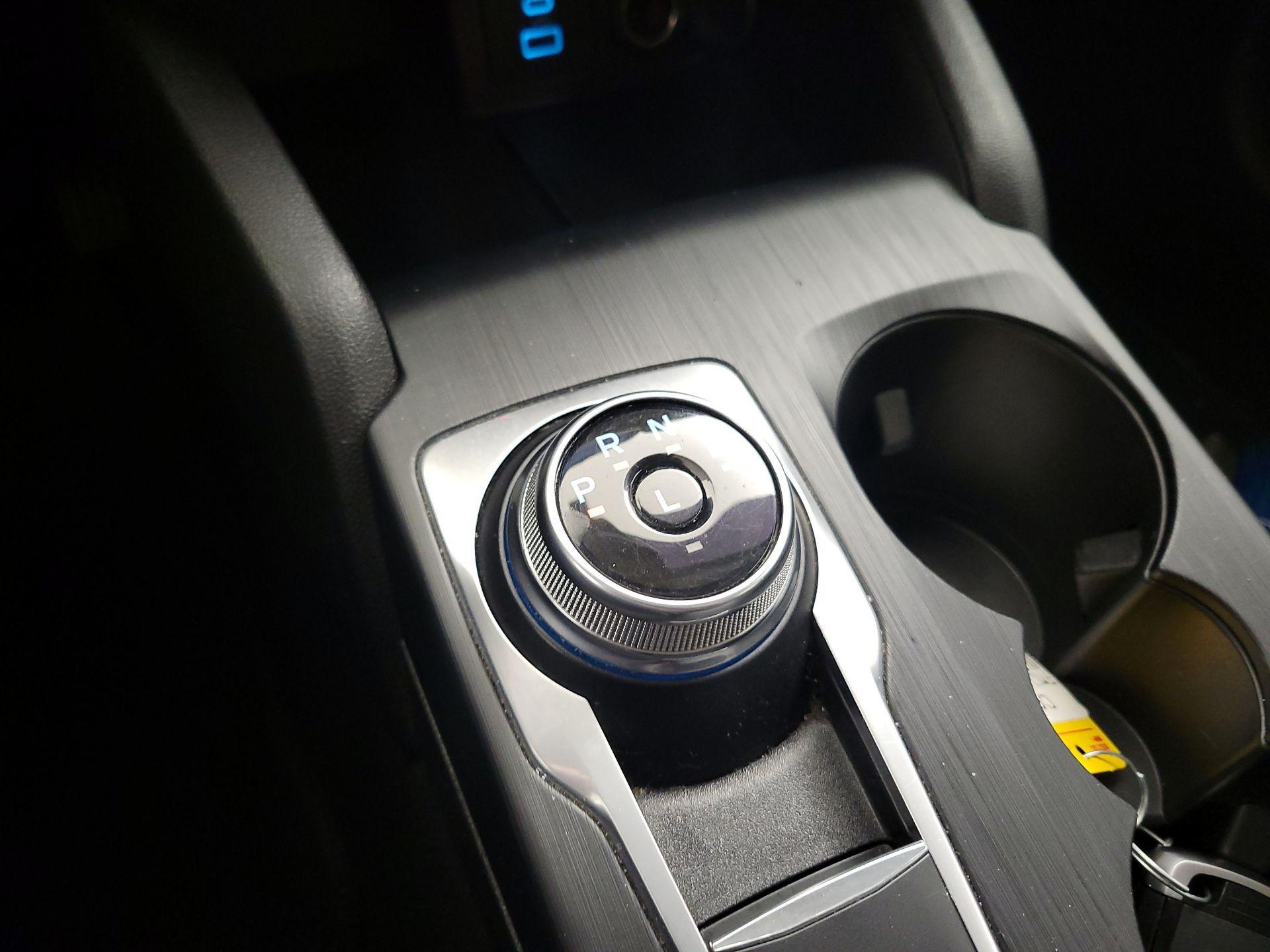 Thumbnail: 2023 Ford Escape - 17