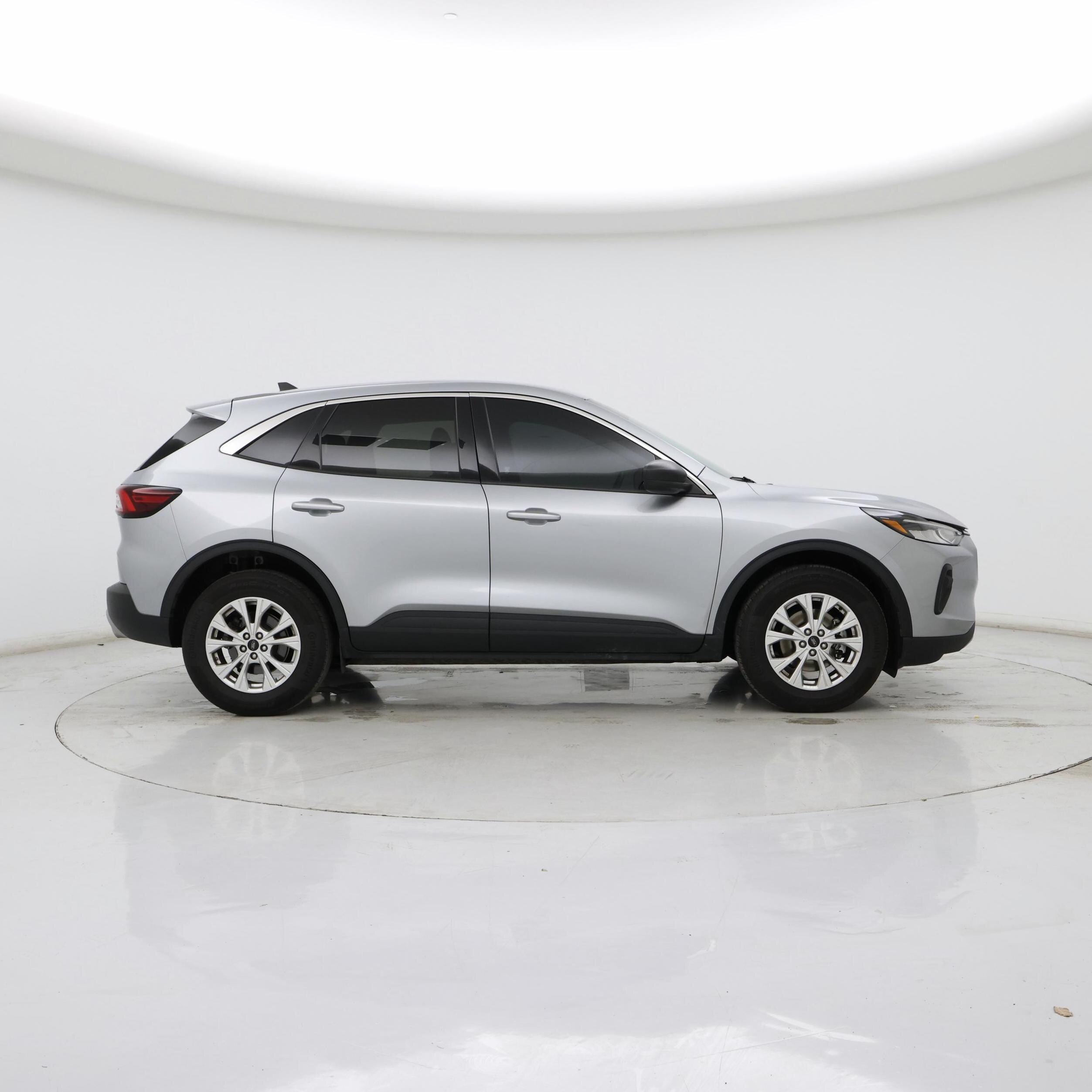 Thumbnail: 2023 Ford Escape - 7