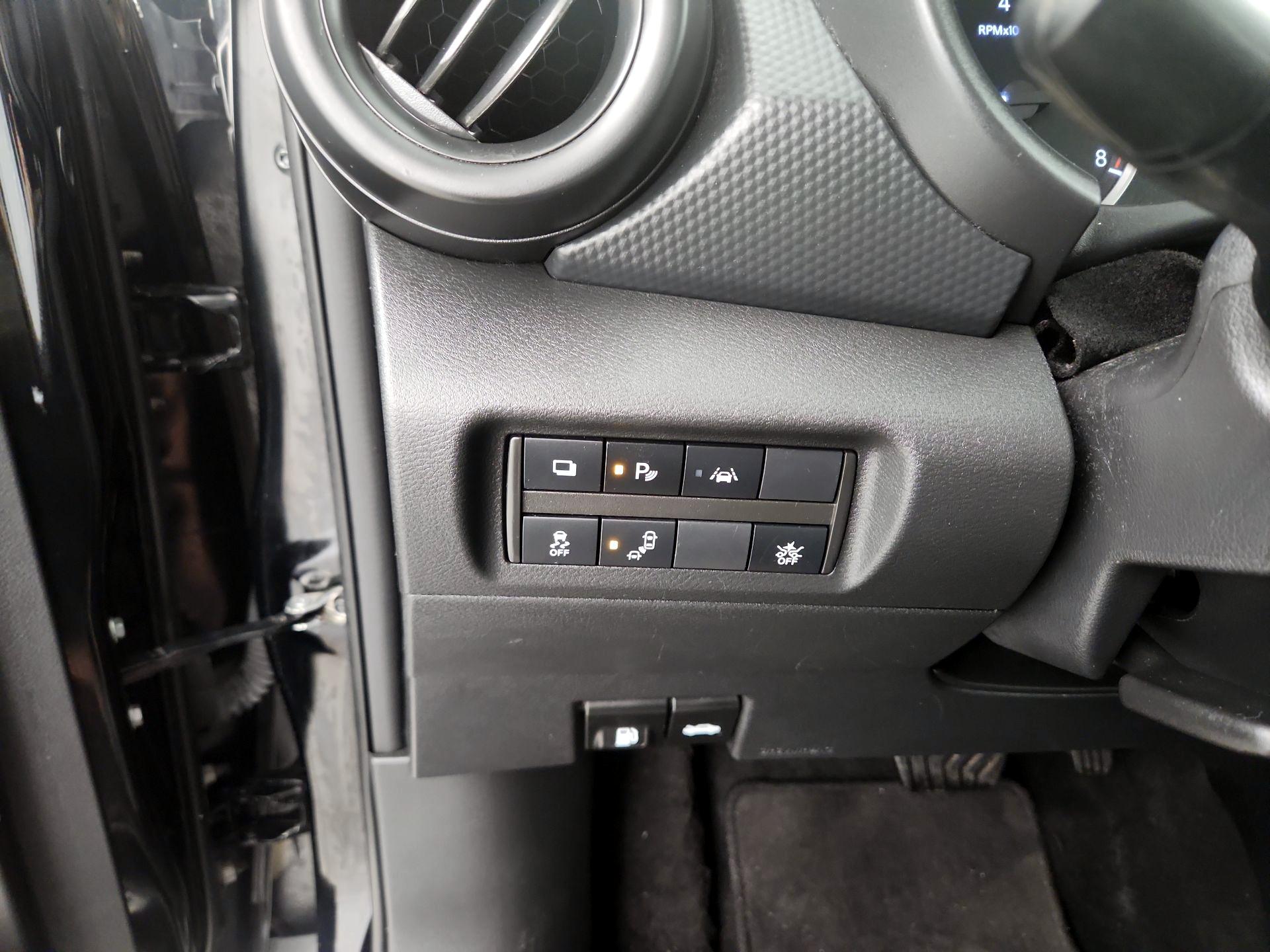 Thumbnail: 2021 Nissan Kicks - 13