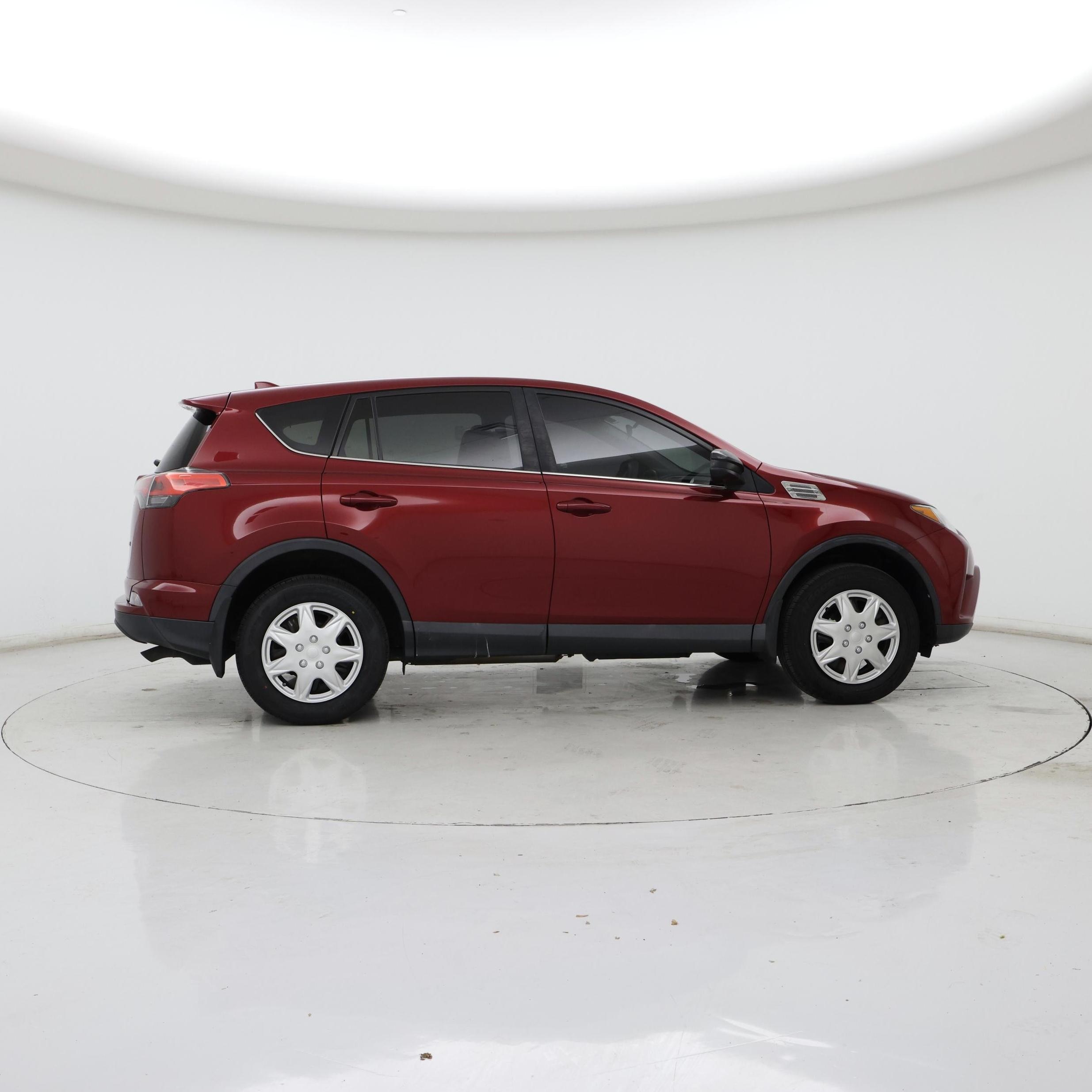 Thumbnail: 2018 Toyota RAV4 - 7