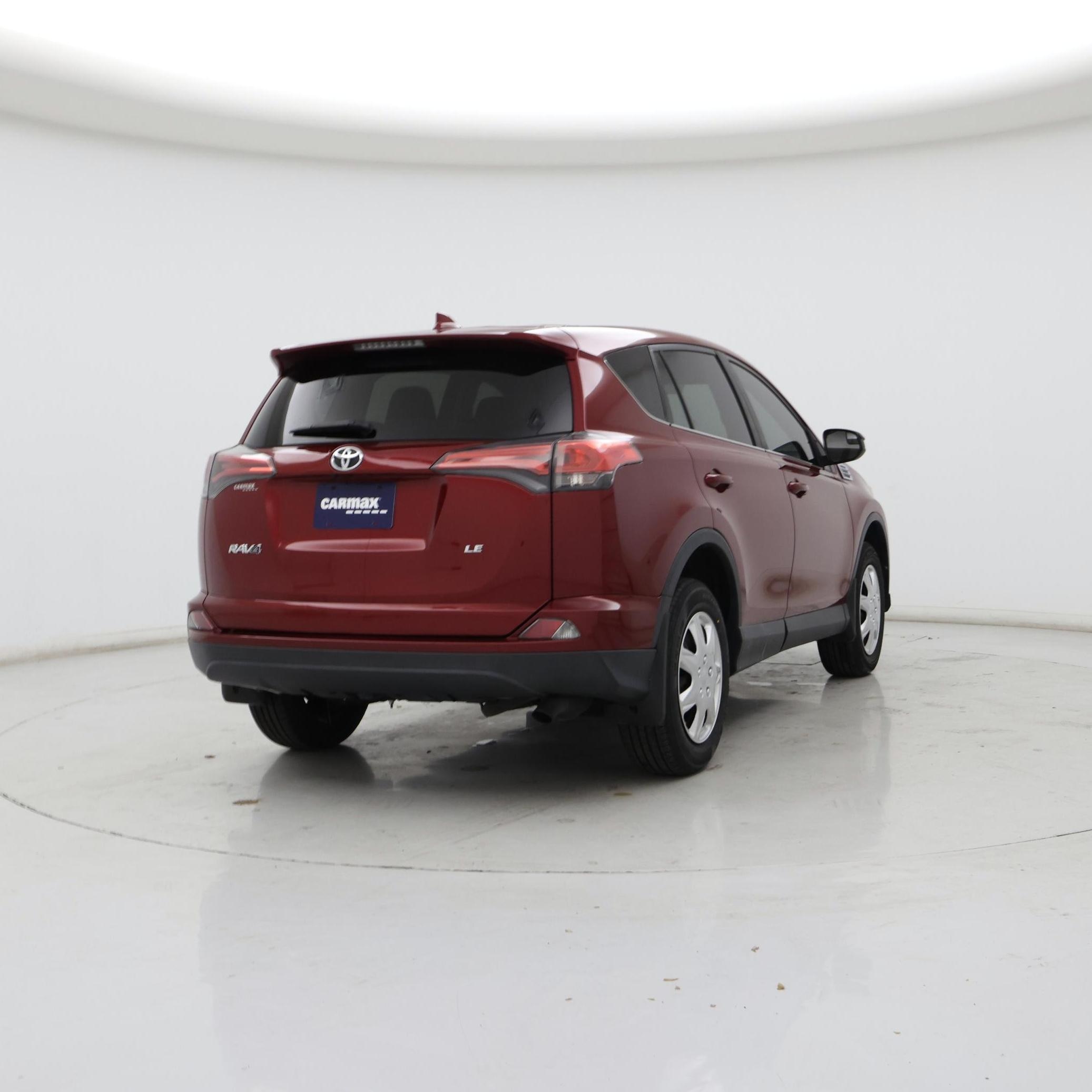 Thumbnail: 2018 Toyota RAV4 - 8